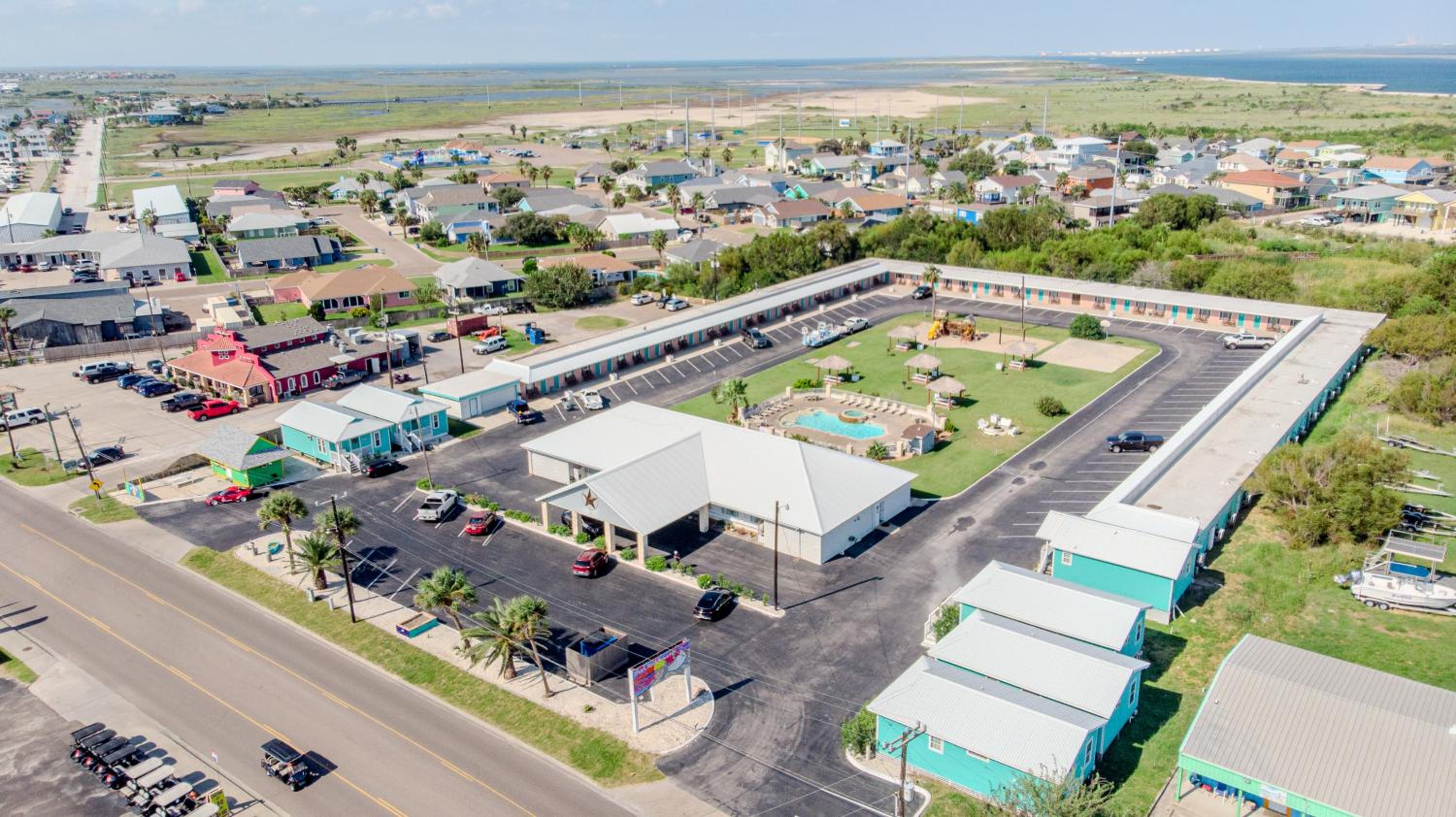 Shark Reef Resort Motel & Cottages