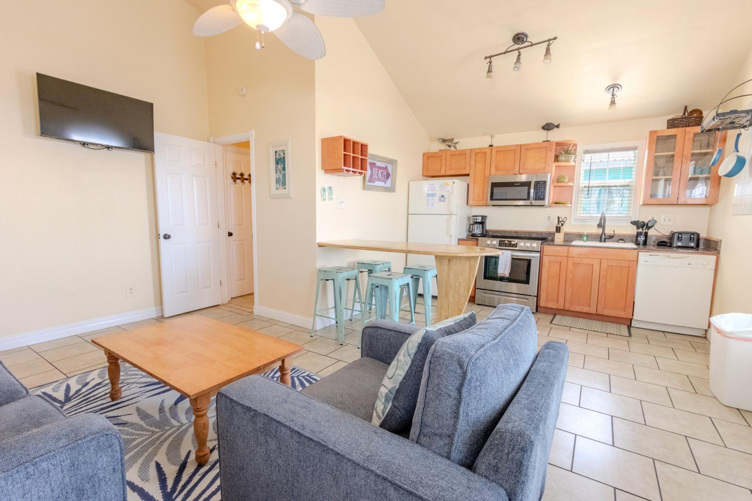 Shark Reef Resort Motel & Cottages