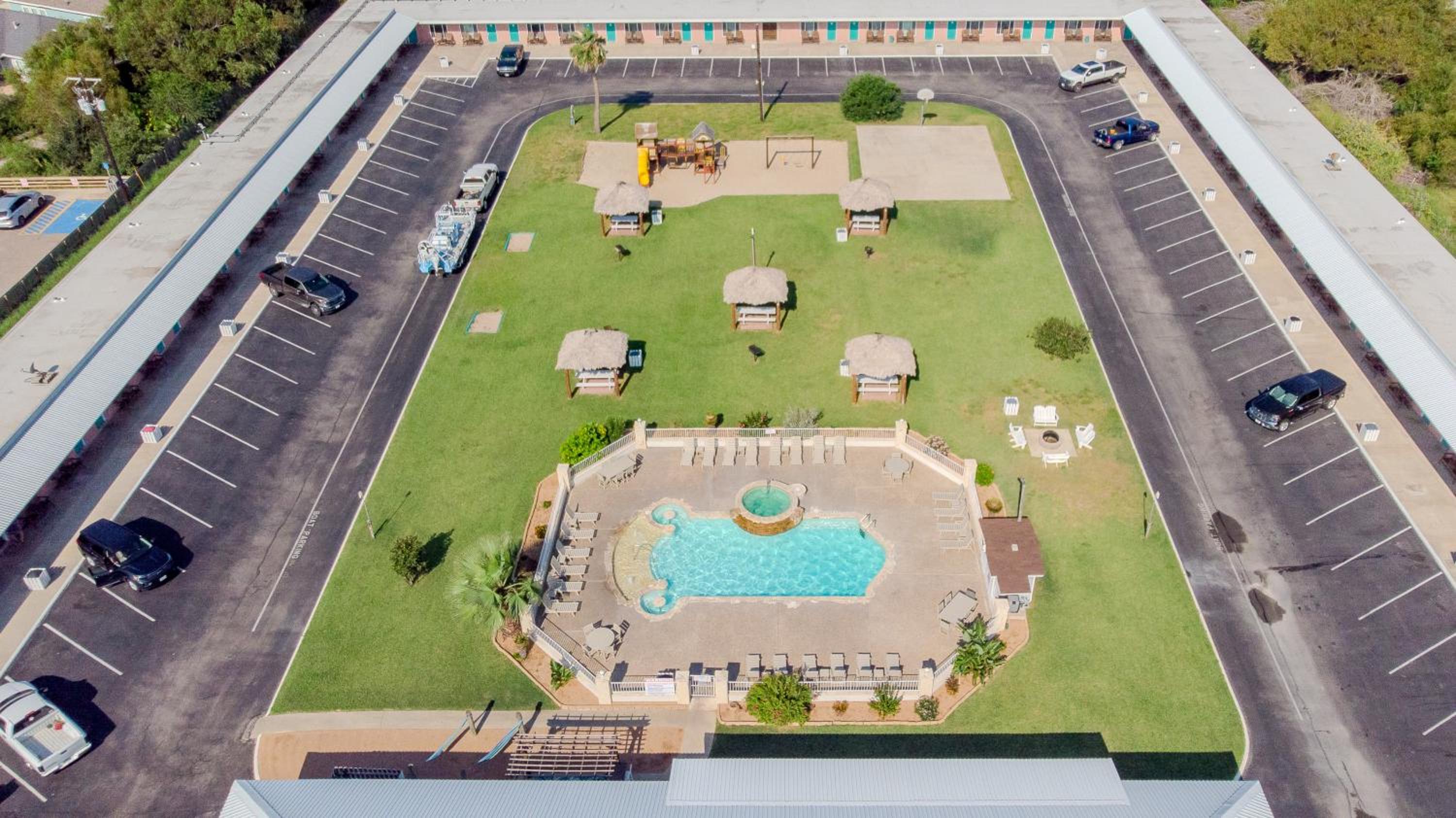 Shark Reef Resort Motel & Cottages
