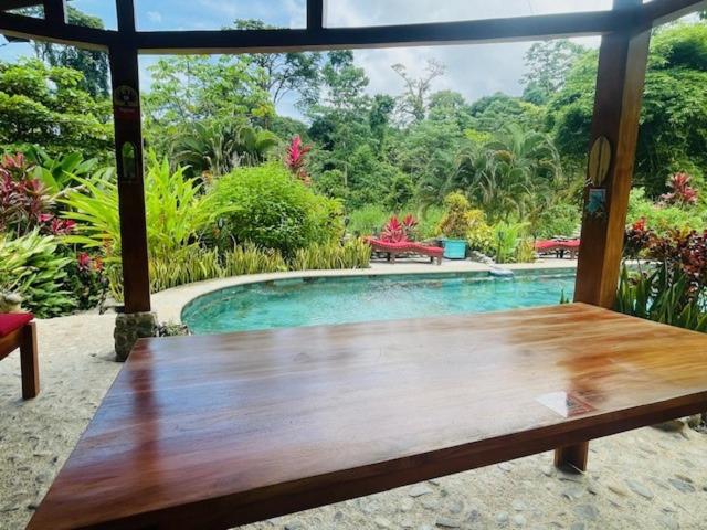 Sloth Premium Riverfront Jungle Villa with Jacuzzi and Pool