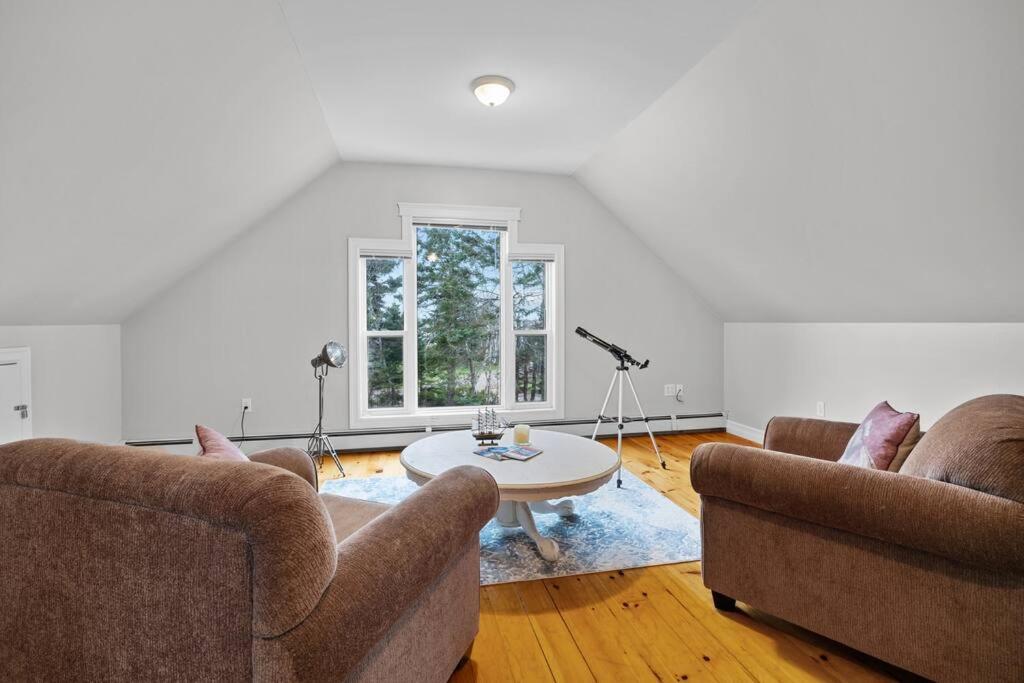 Bayview Chalet