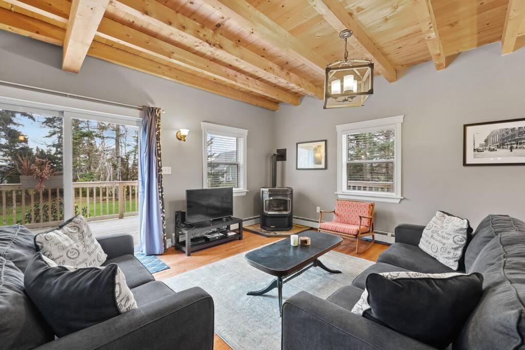 Bayview Chalet