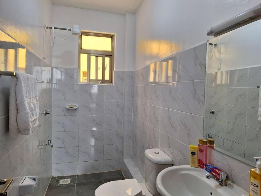 Beautiful home at Greatwall Gardens 4 view 2
