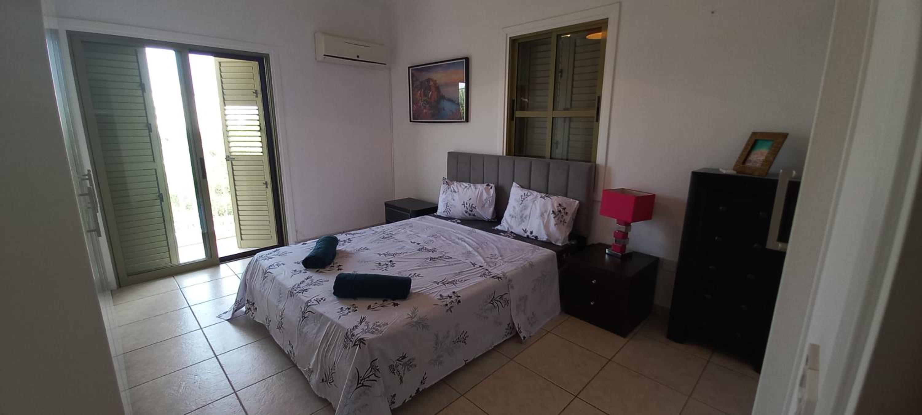 Golden Coast - Trendy Villa 4 bedroom