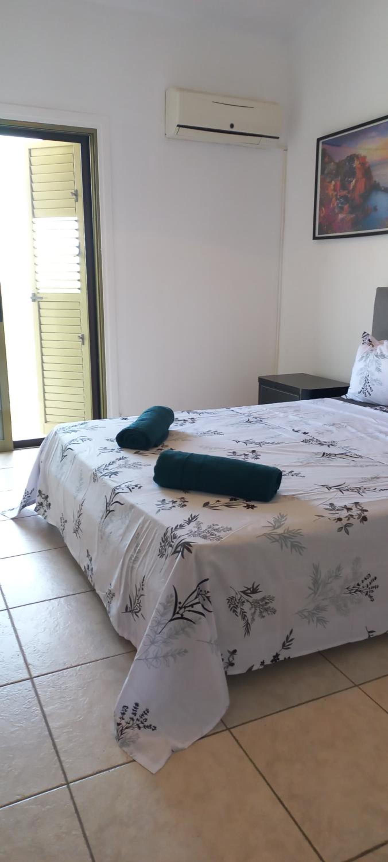 Golden Coast - Trendy Villa 4 bedroom
