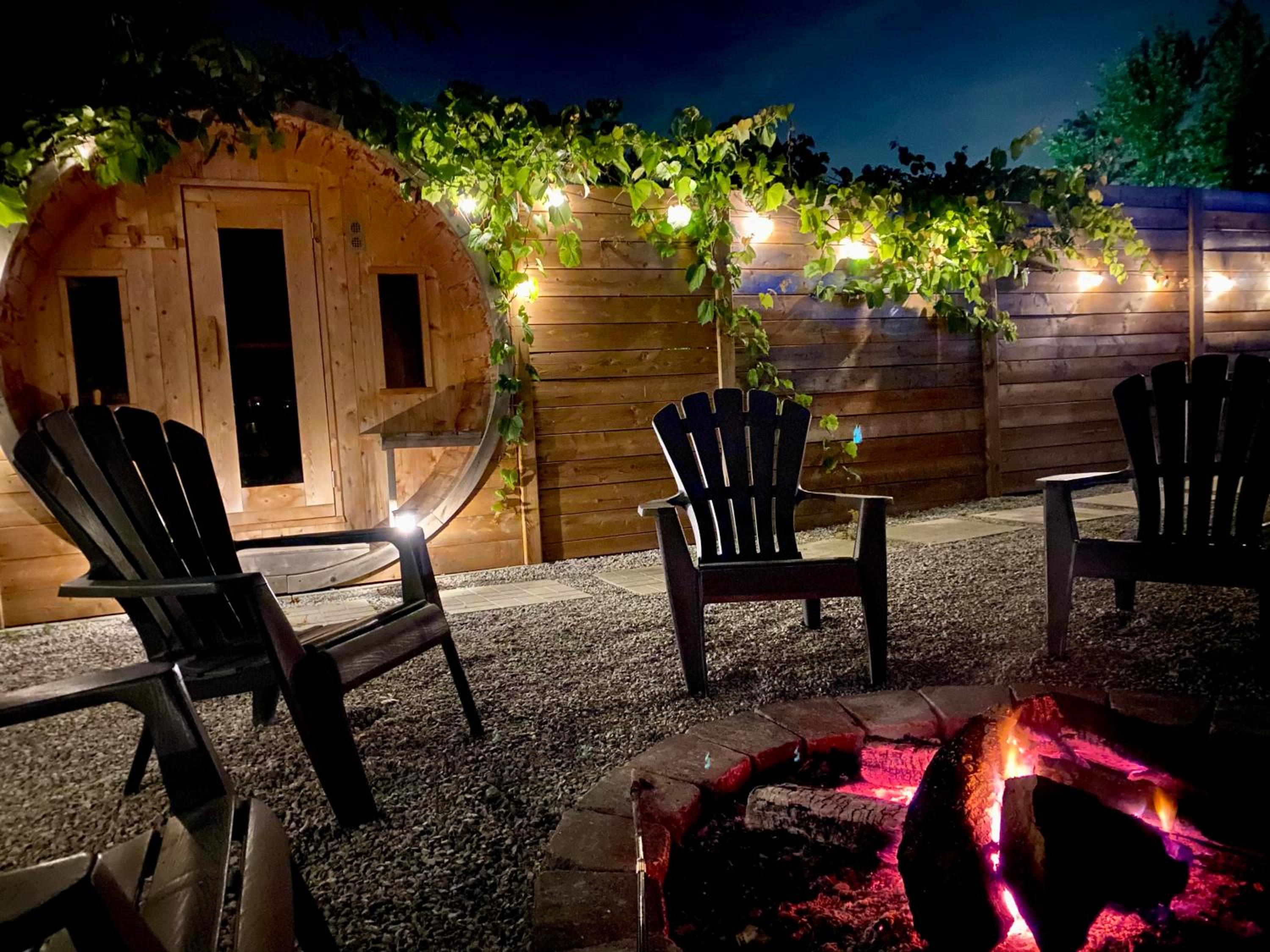 Kings Woods Lodge - Nature Resort & Venue in Wine Country