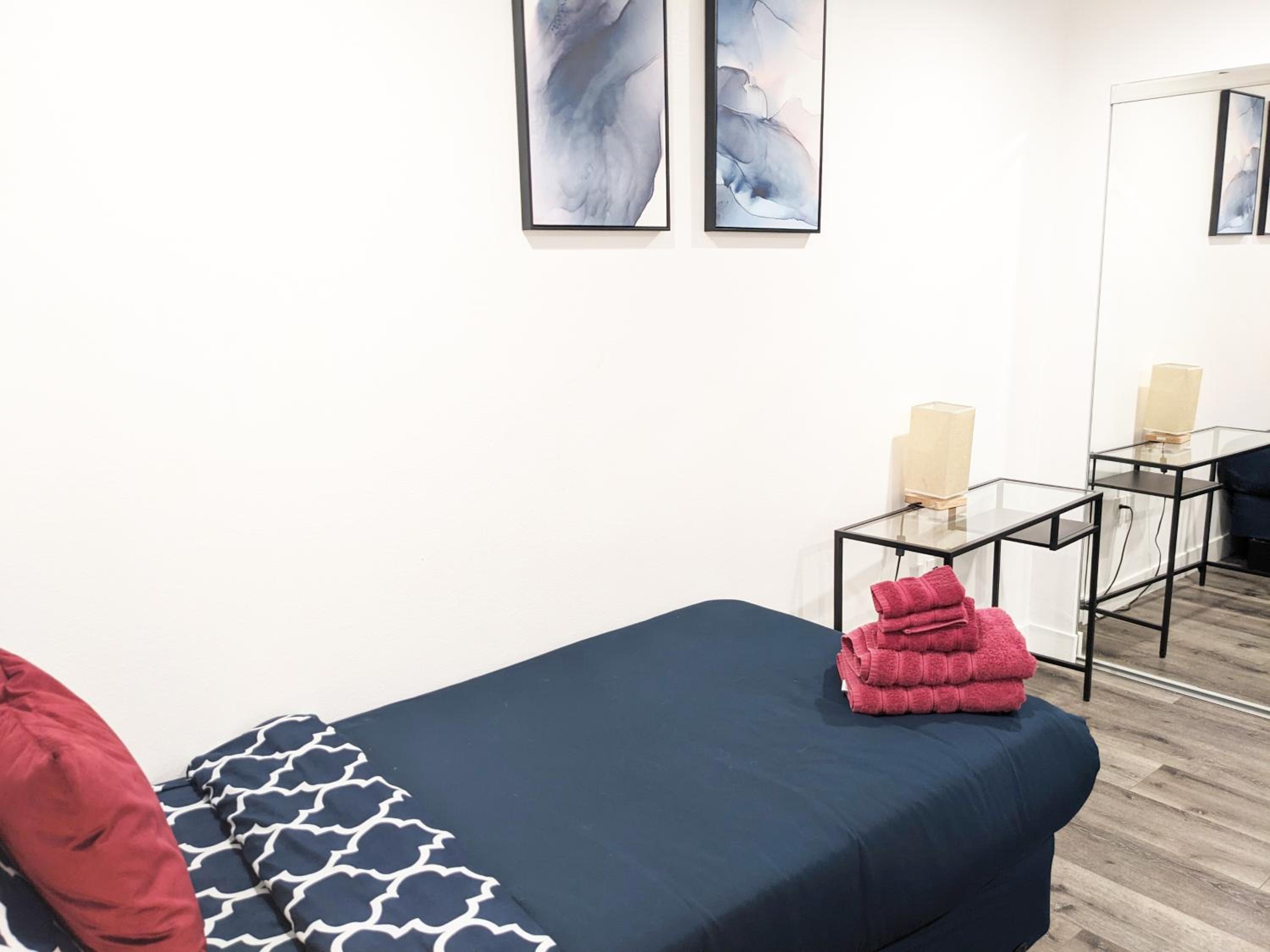 Modern 3BR Home in Mid-City