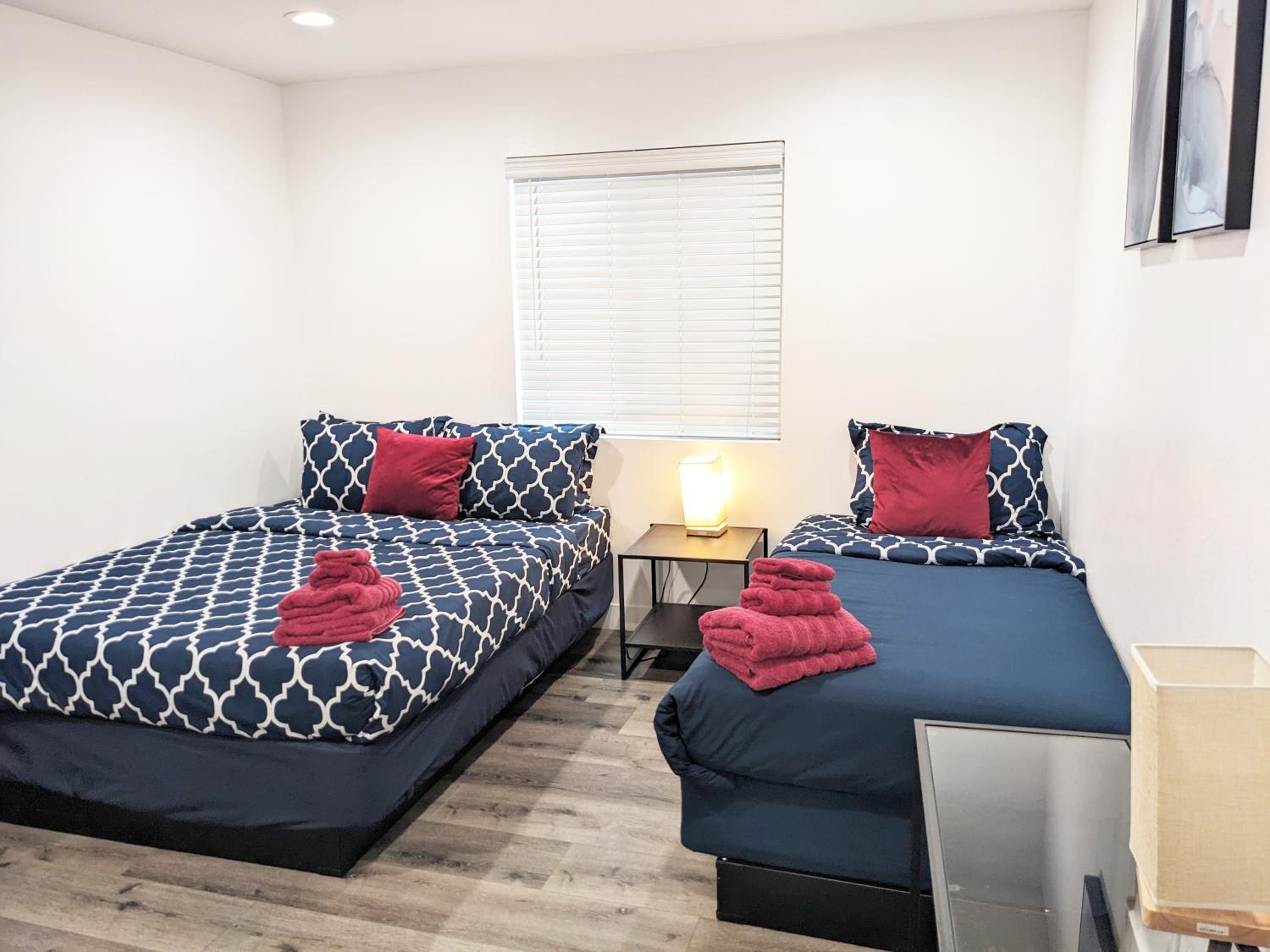 Modern 3BR Home in Mid-City