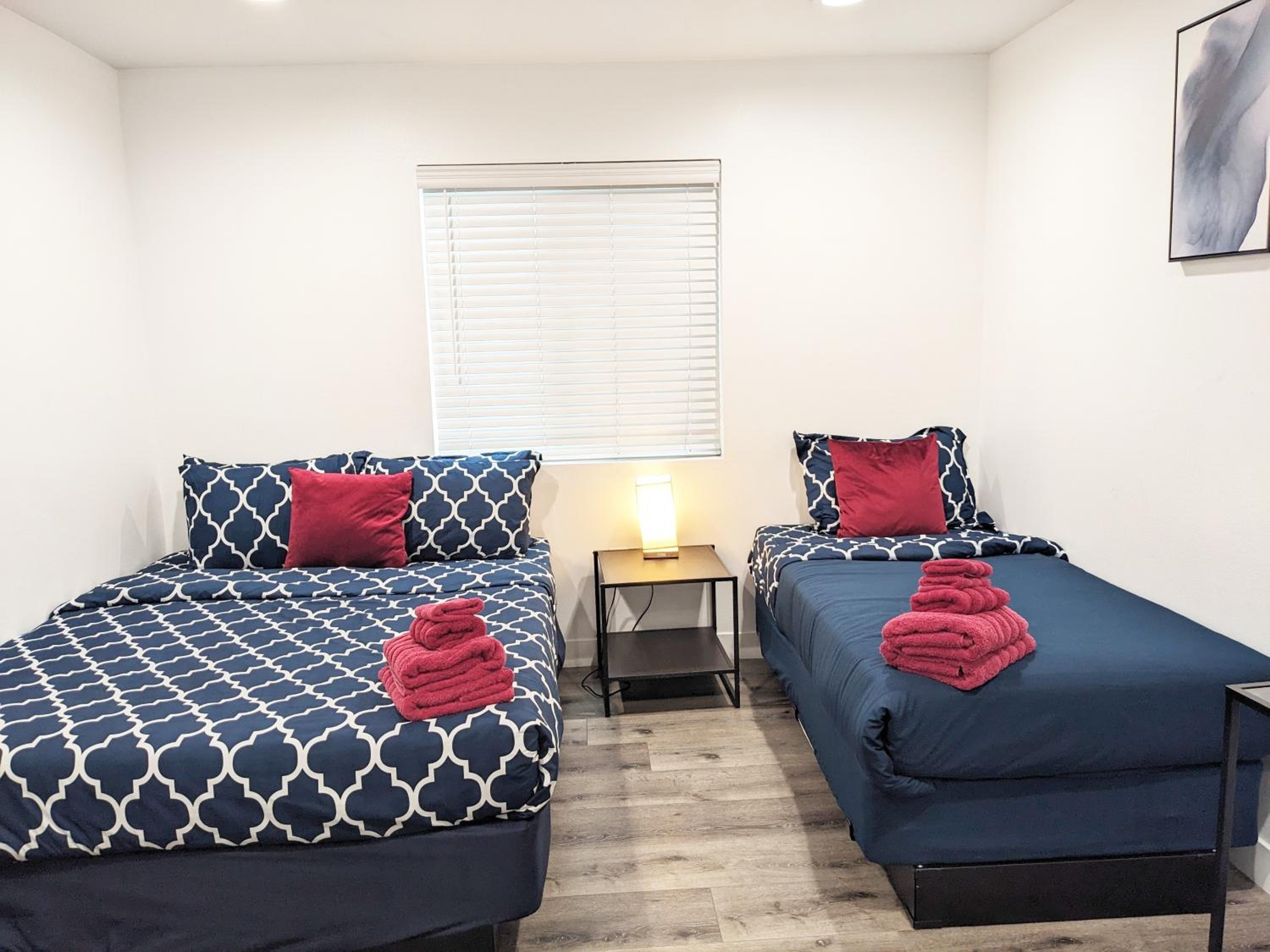 Modern 3BR Home in Mid-City - Image 5