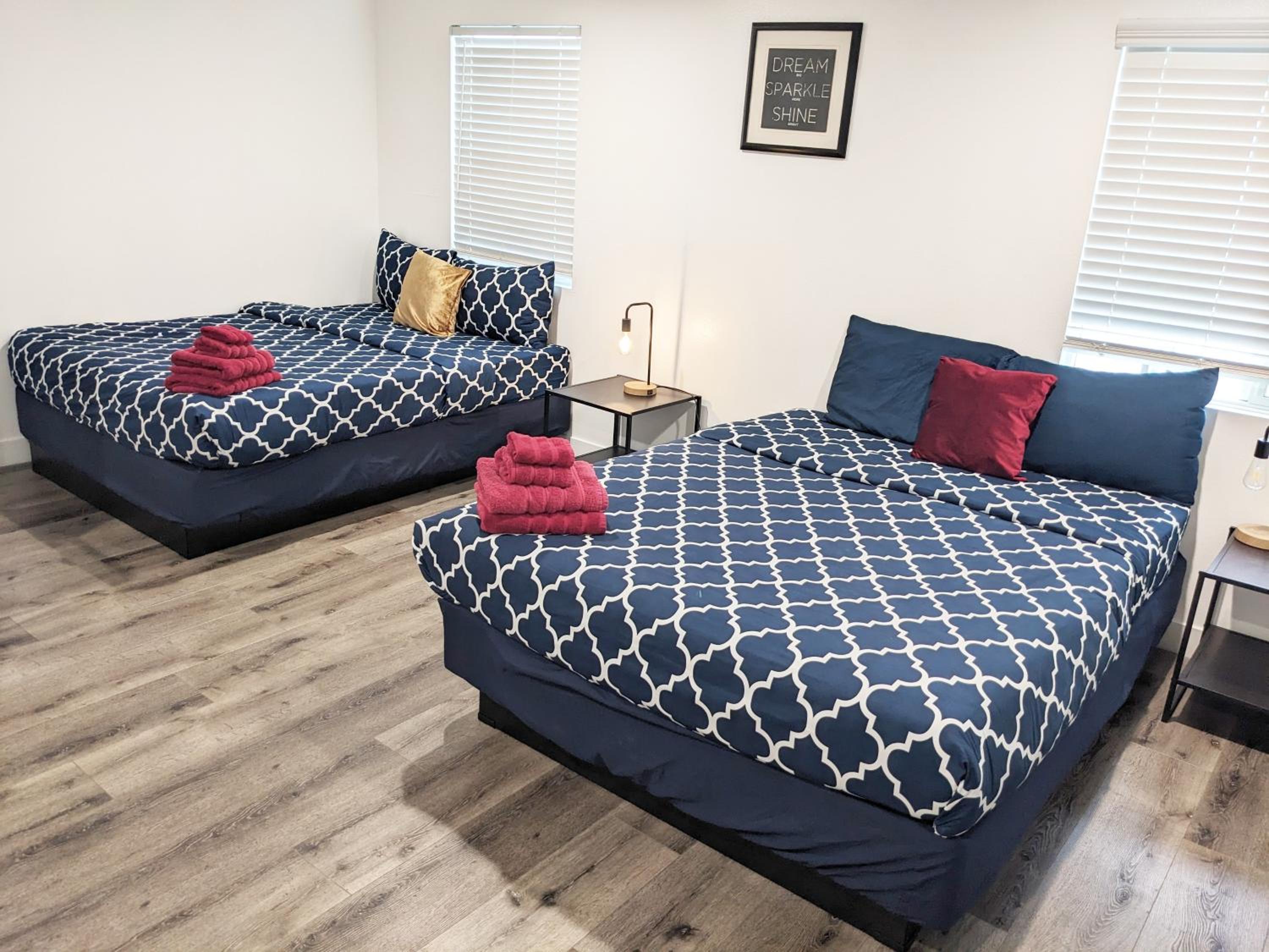 Modern 3BR Home in Mid-City