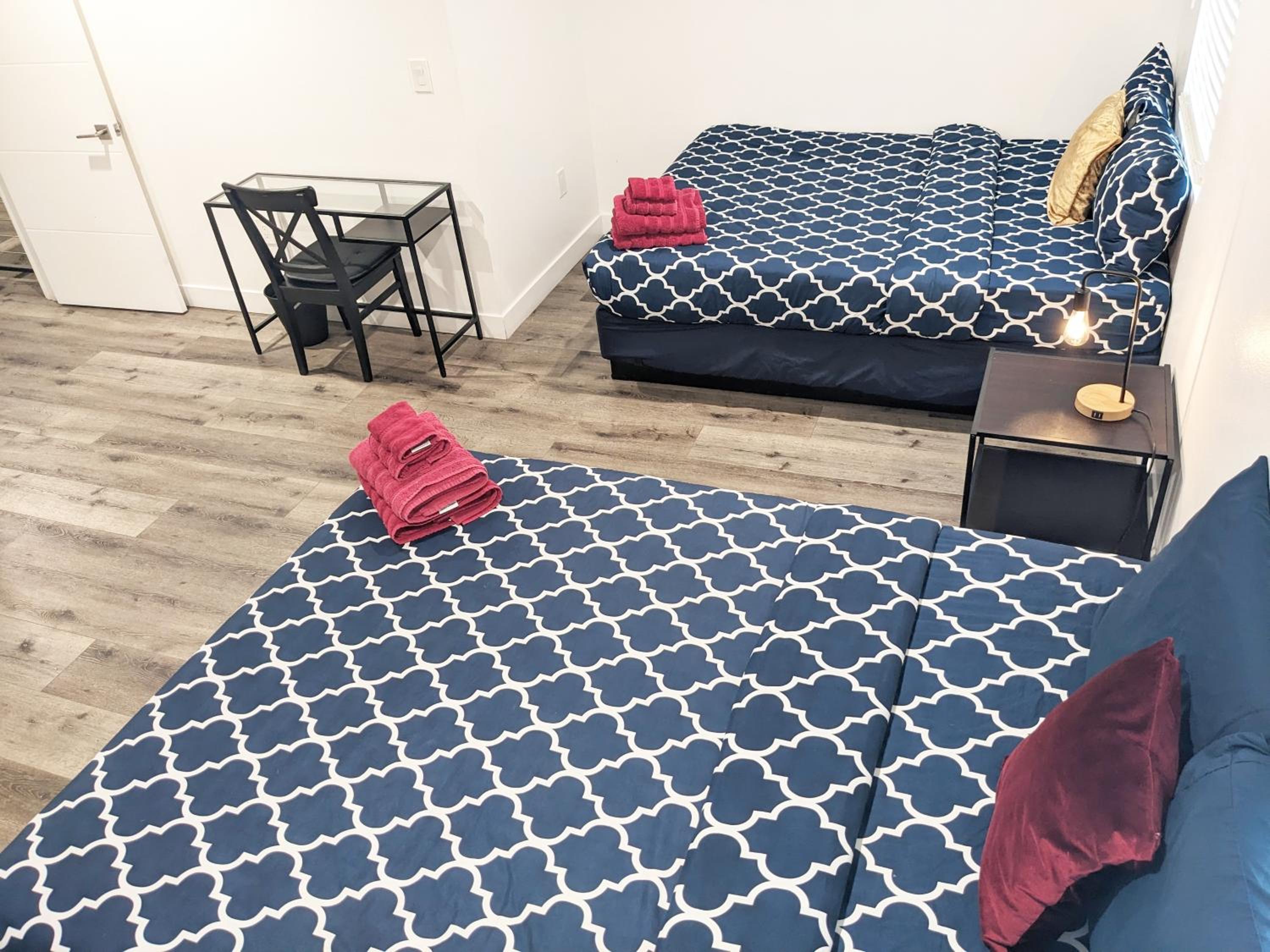 Modern 3BR Home in Mid-City