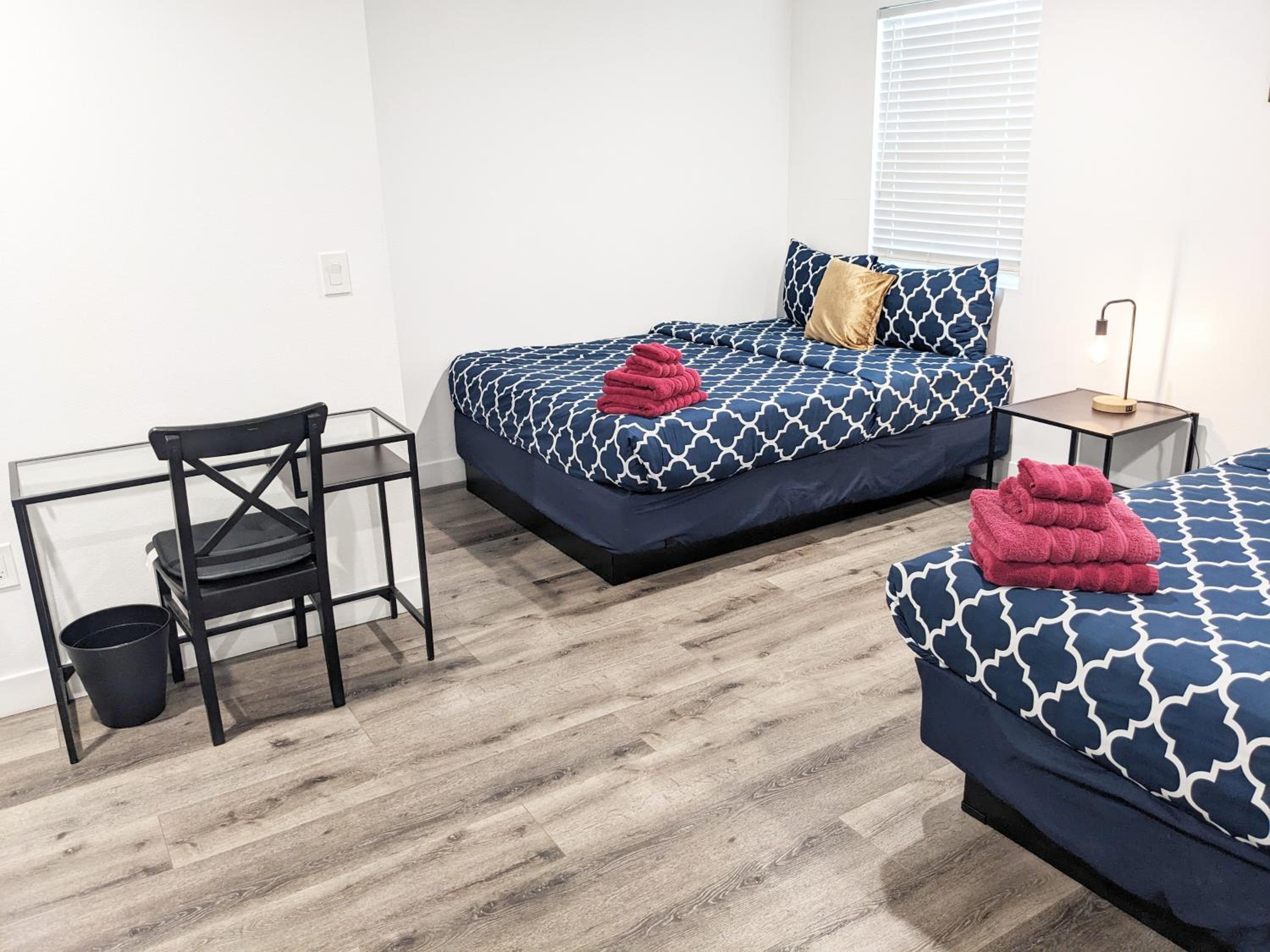 Modern 3BR Home in Mid-City
