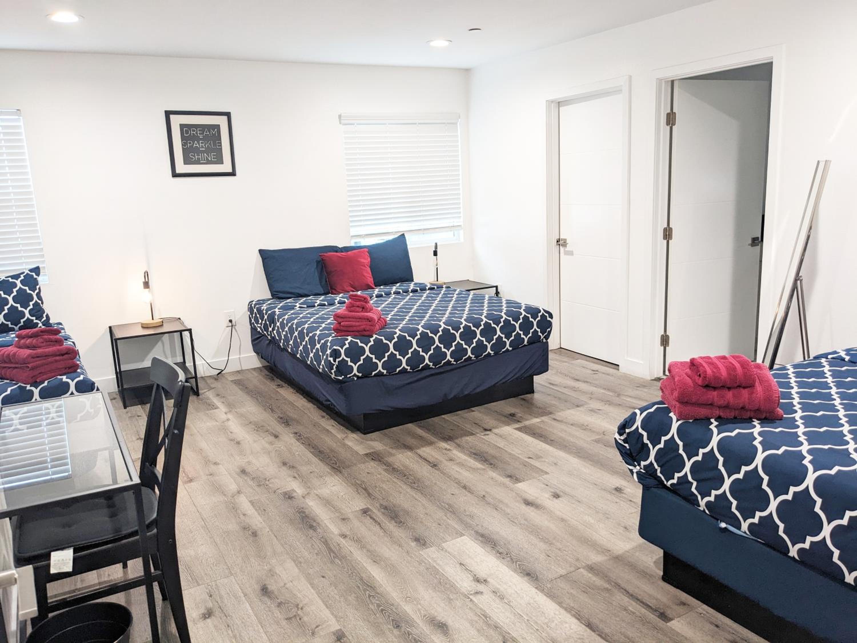 Modern 3BR Home in Mid-City