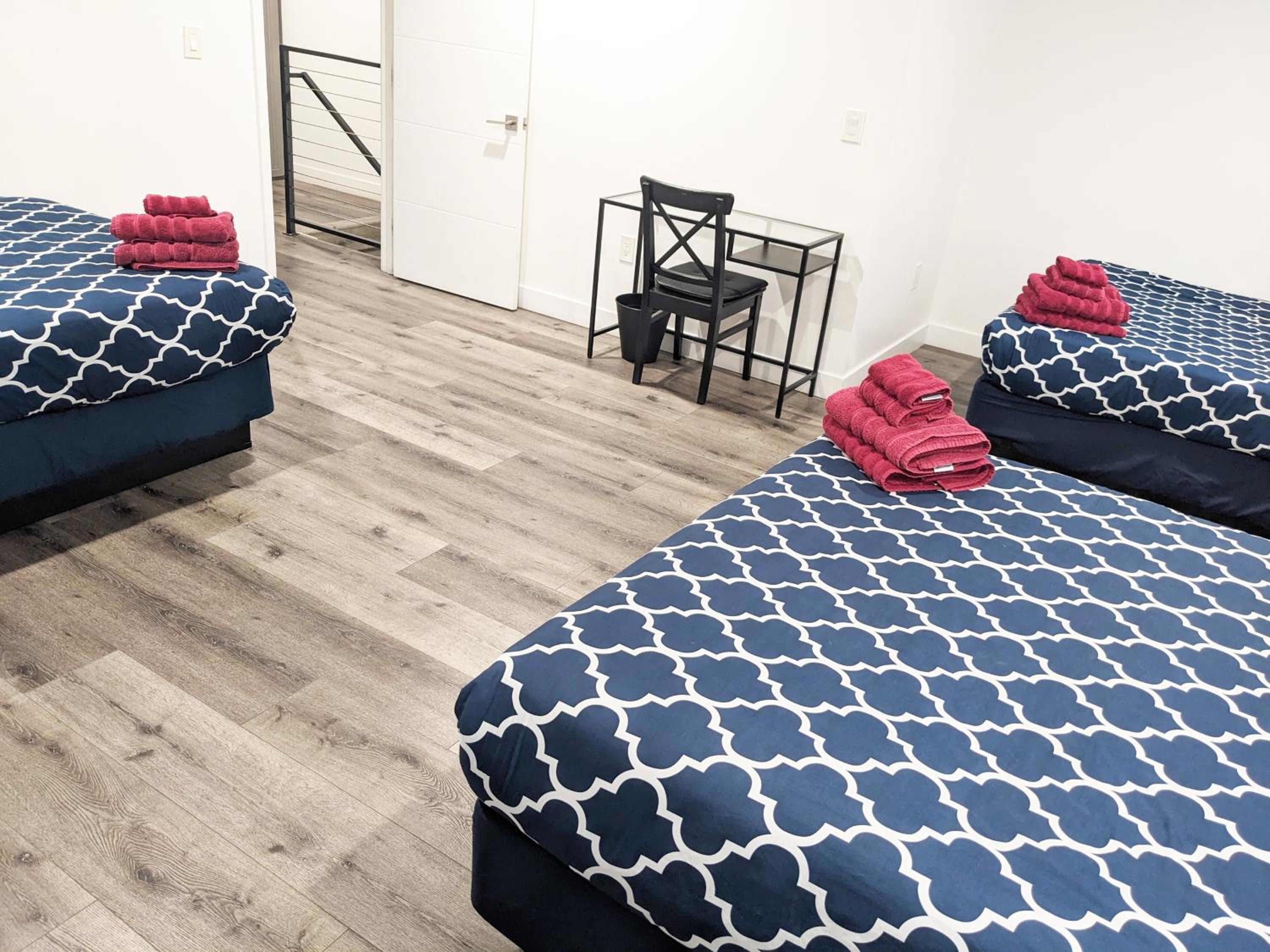Modern 3BR Home in Mid-City