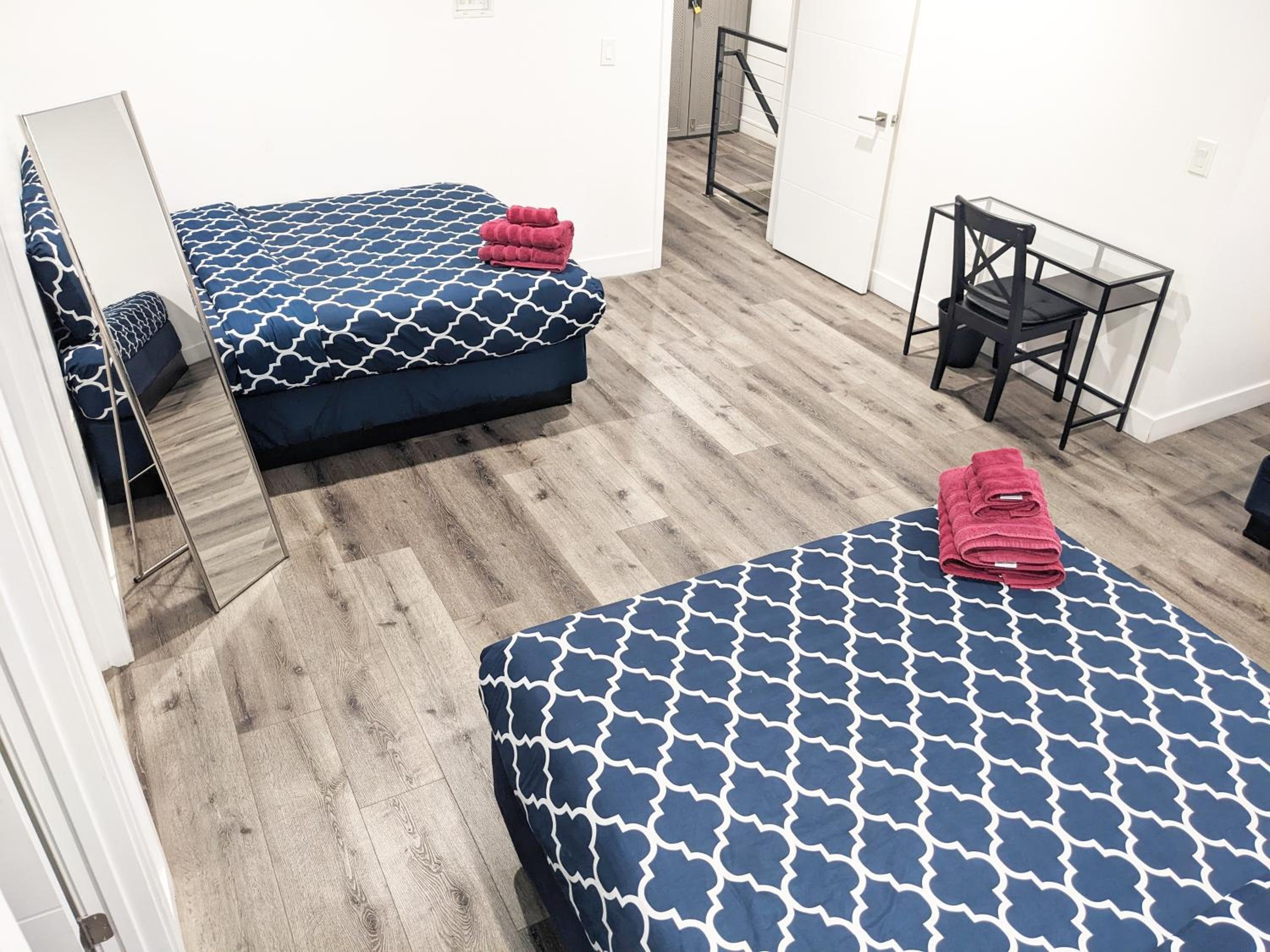 Modern 3BR Home in Mid-City