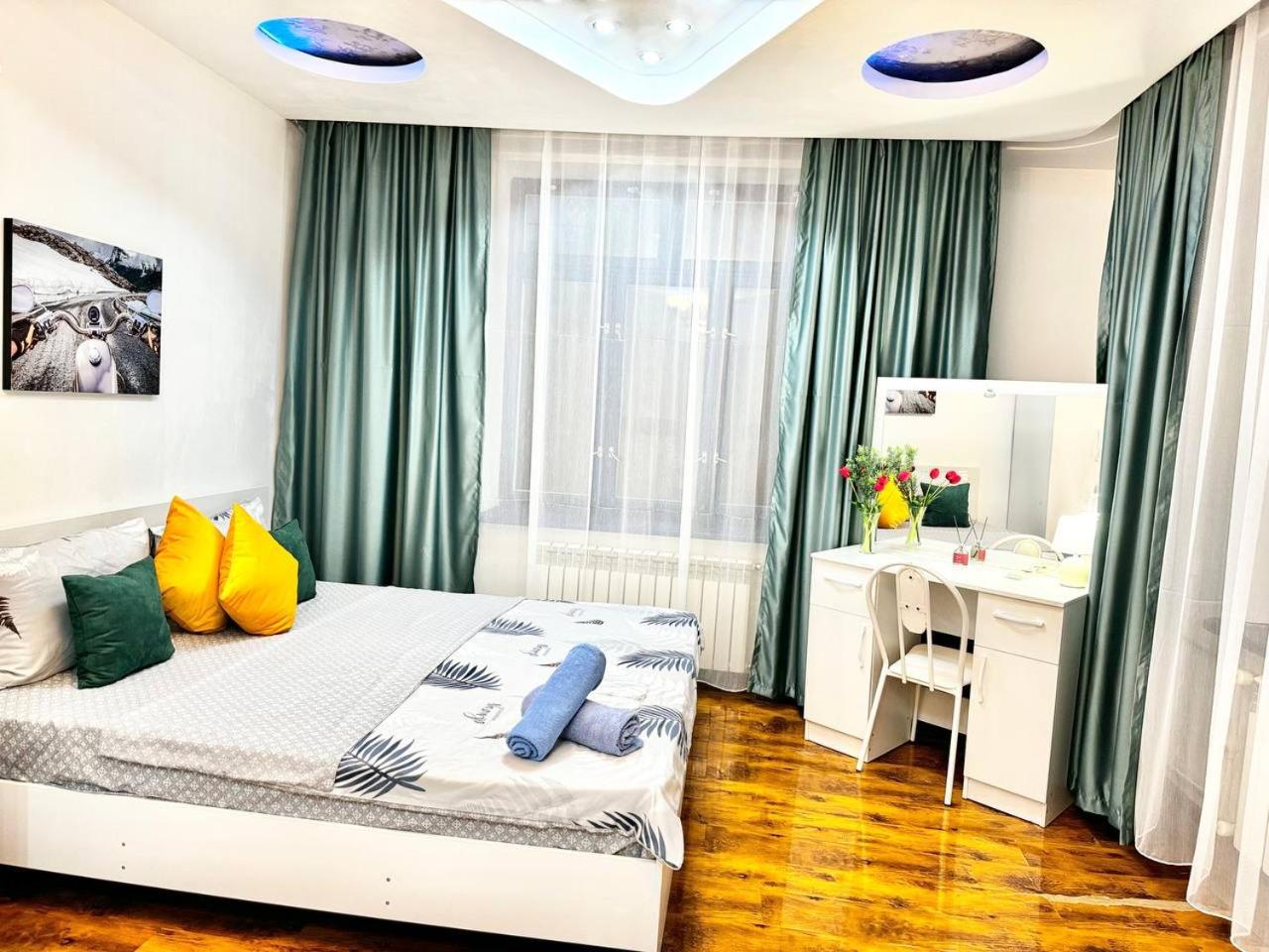 4-Room Apartments view 2