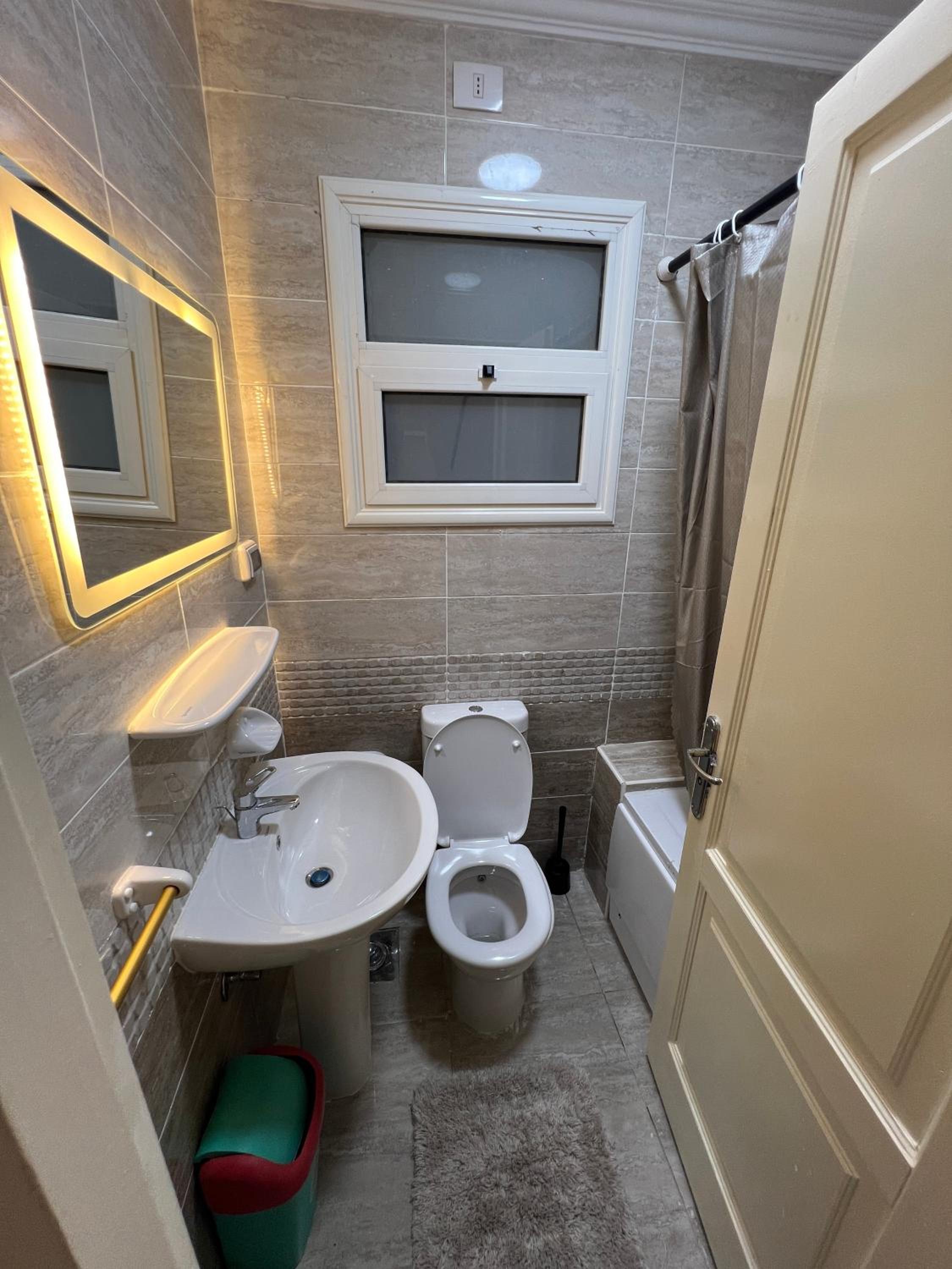 3 bedrooms apartment in rehab city