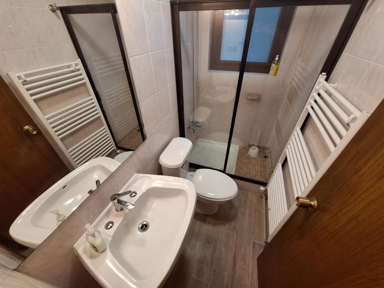 Molco, con piscina y acceso lago