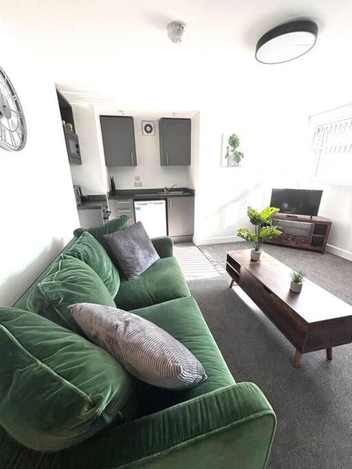 Private Basement Home in Bradford with WiFi and Parking Sleeps 2 by PureStay view 5