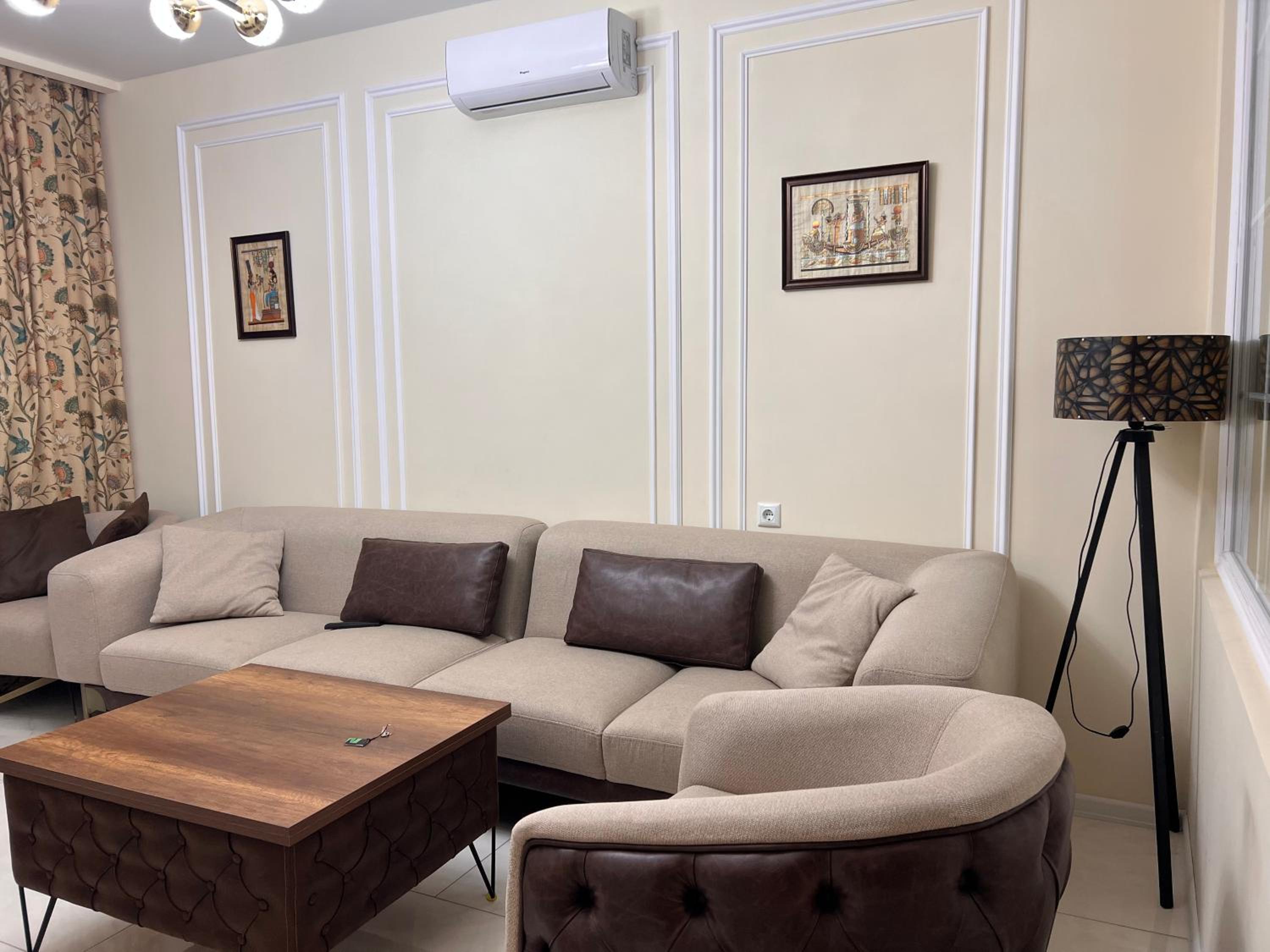 Almare Apartment