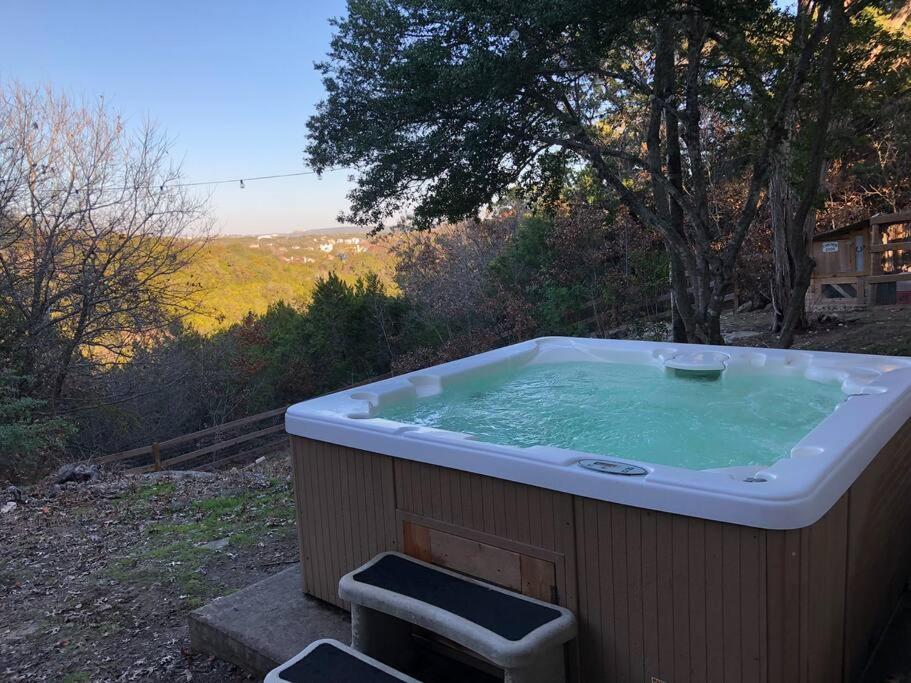 Casa Vista Chula - Lake Travis - Hot Tub - Property Image 20