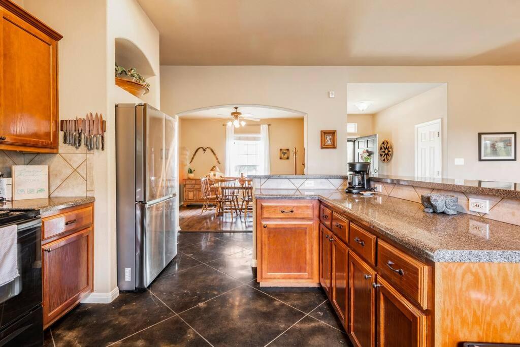 Casa Vista Chula - Lake Travis - Hot Tub - Property Image 18