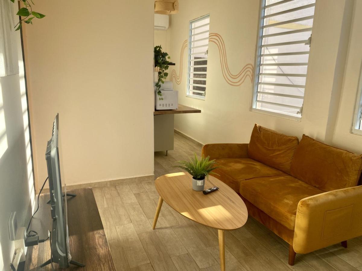Centrally Located Art-Deco Apartment in Santurce with parking Apt 3