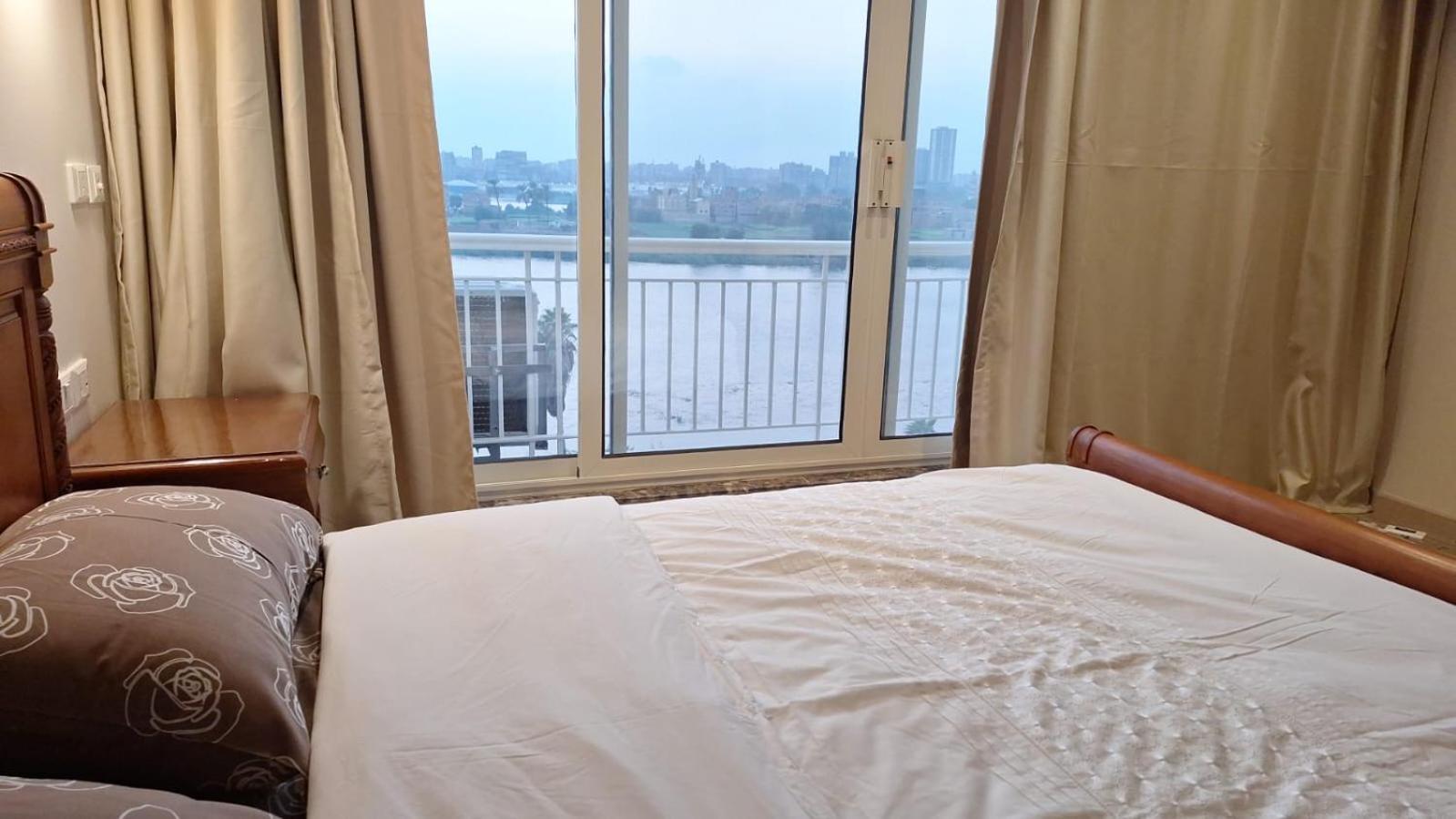Maadi nile view