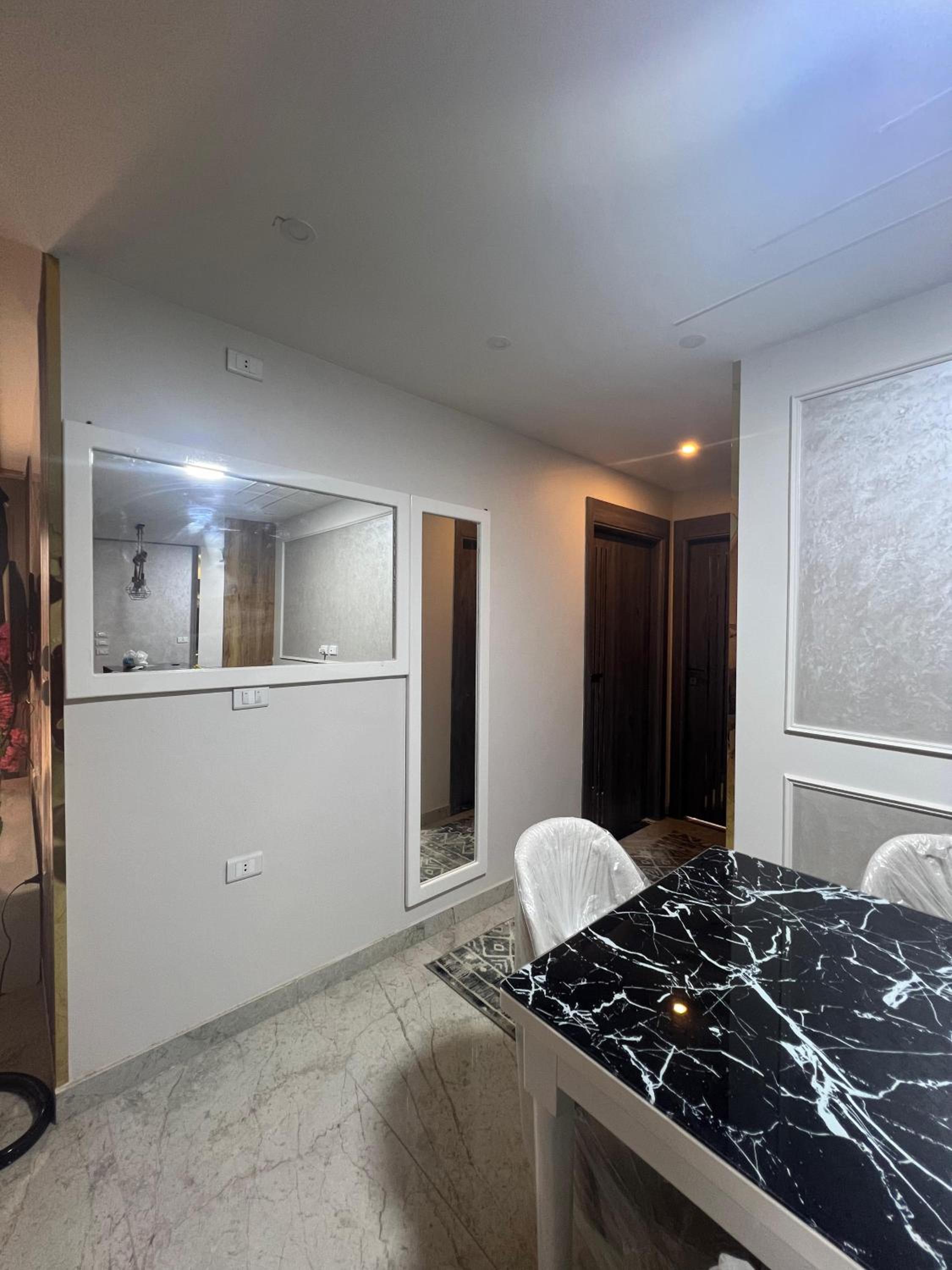 Apartment in Pearl Pyramids Compound
