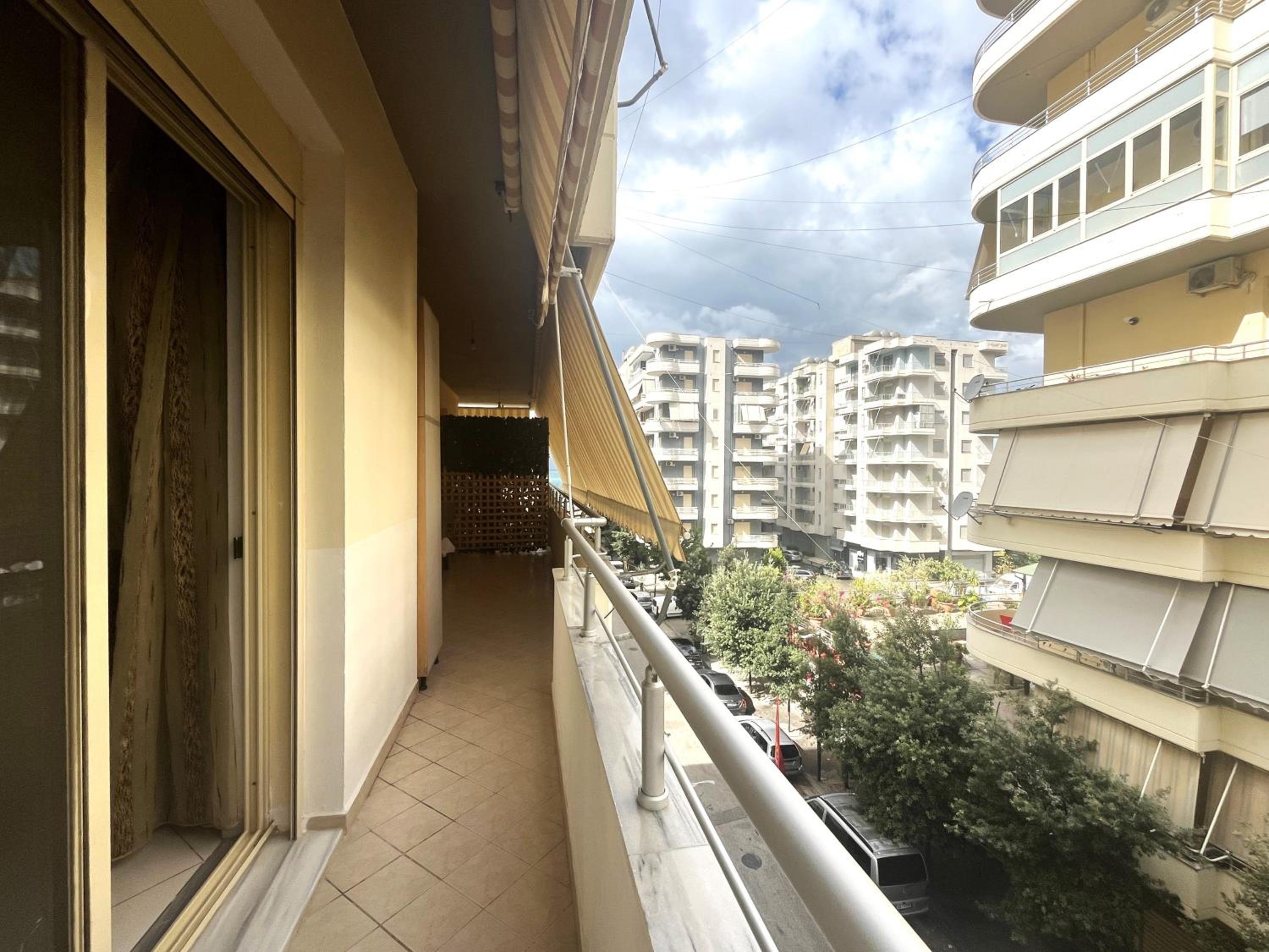 Zuena Houses