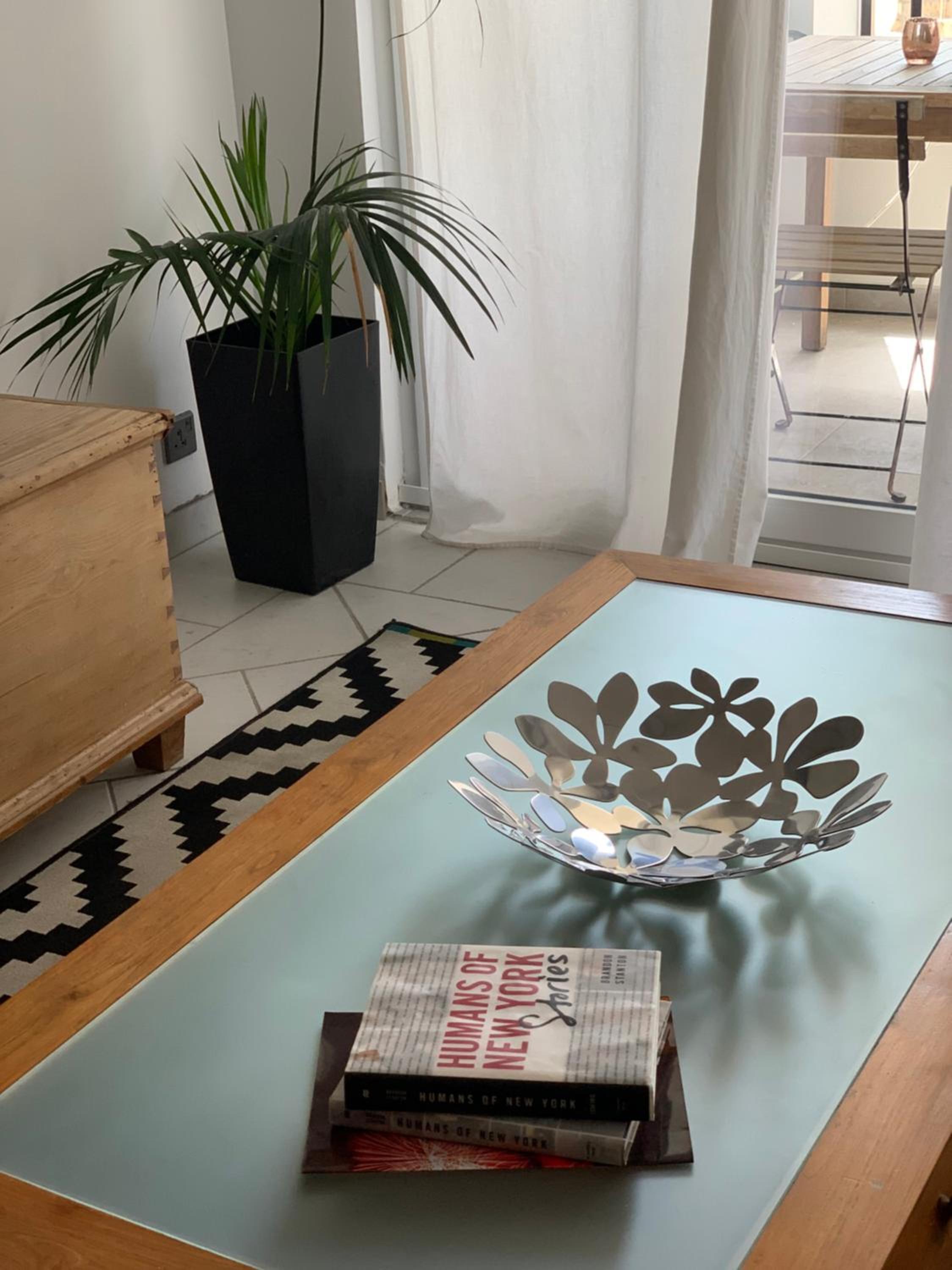 Spacious seaview Sliema Apt, steps from Valletta Ferry