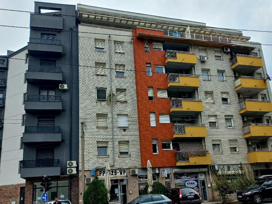 Urban Nest - Orange view 4