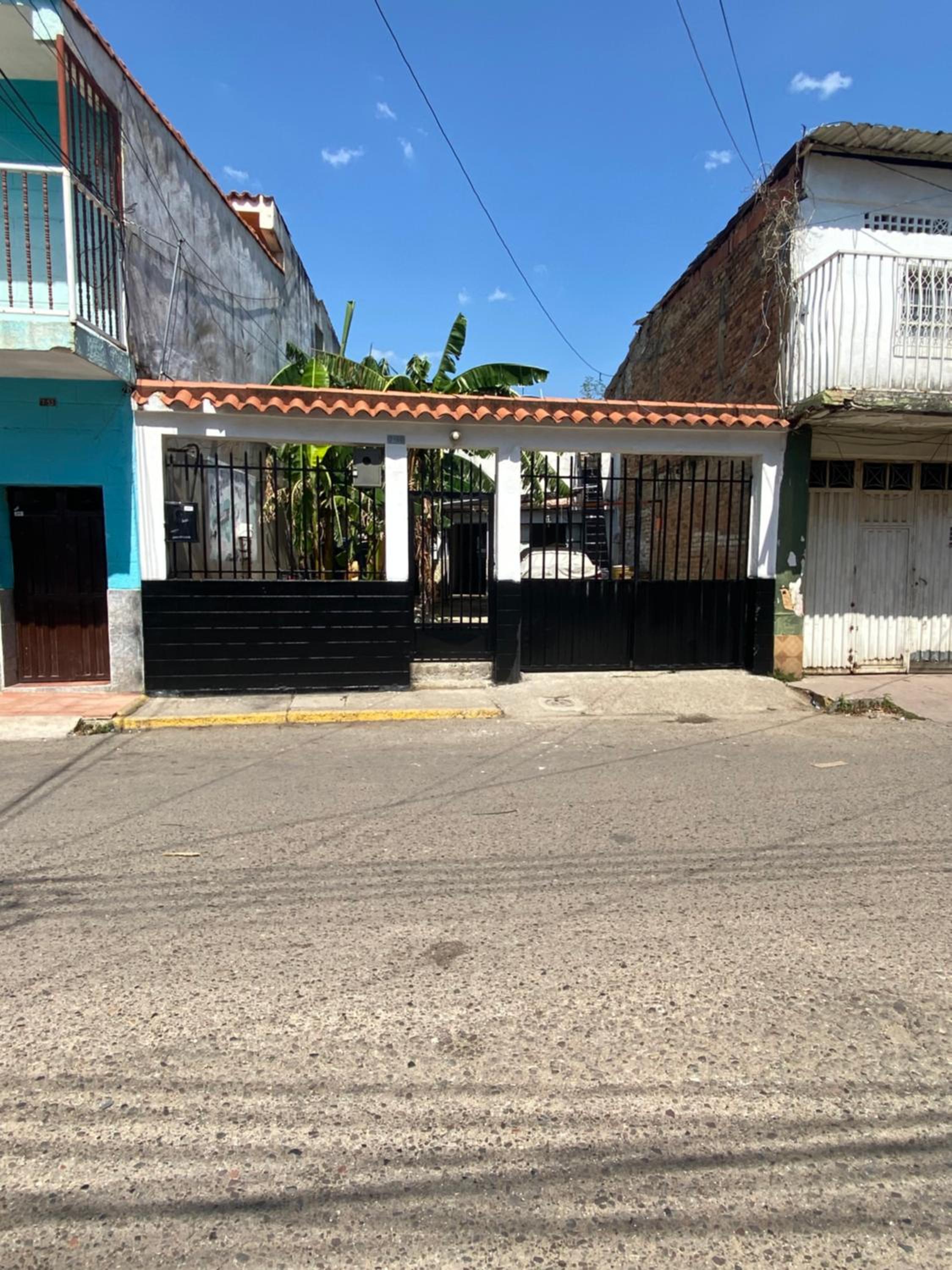 Perez Leal