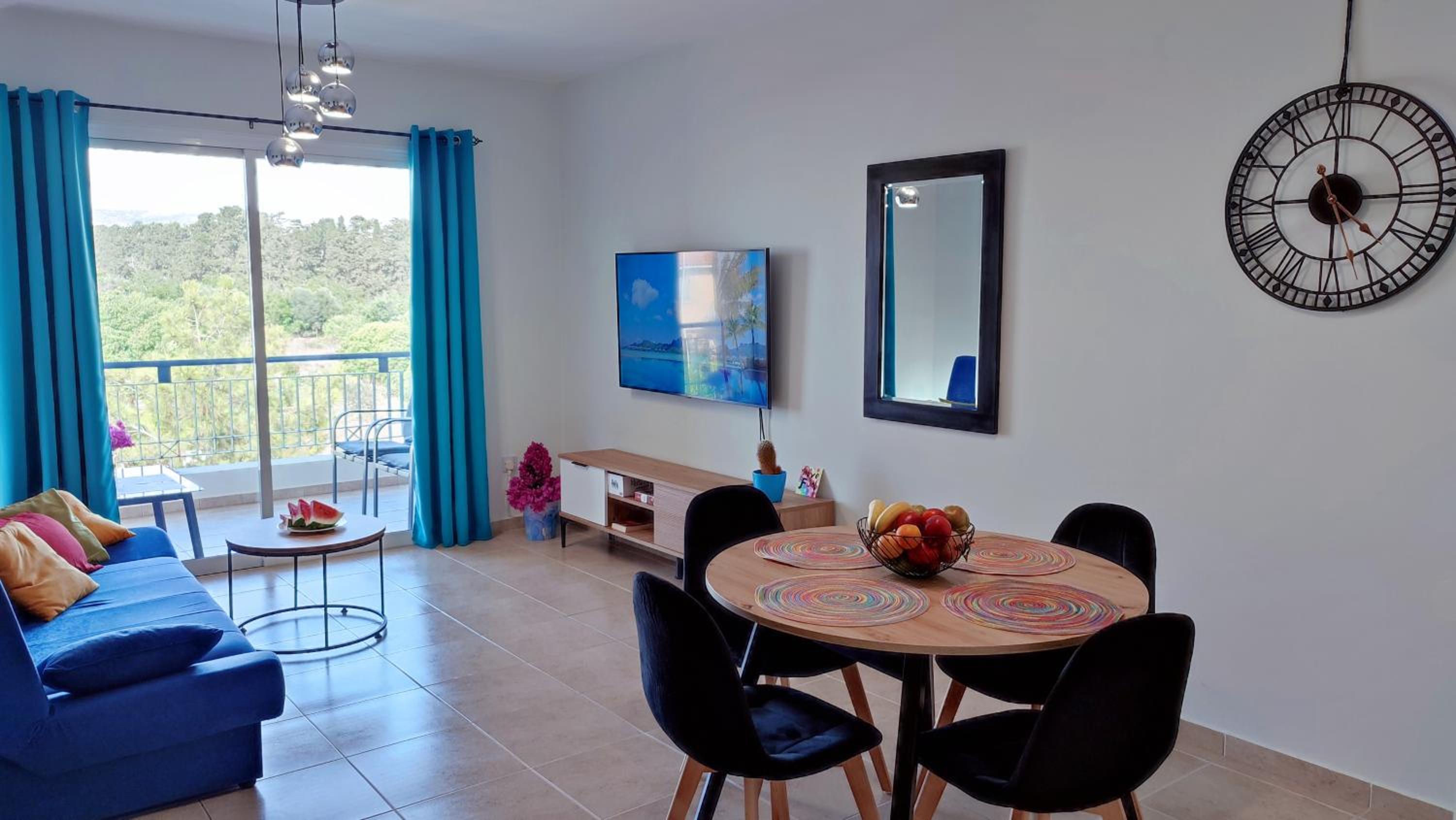 Iris Village apartment with swimming pools