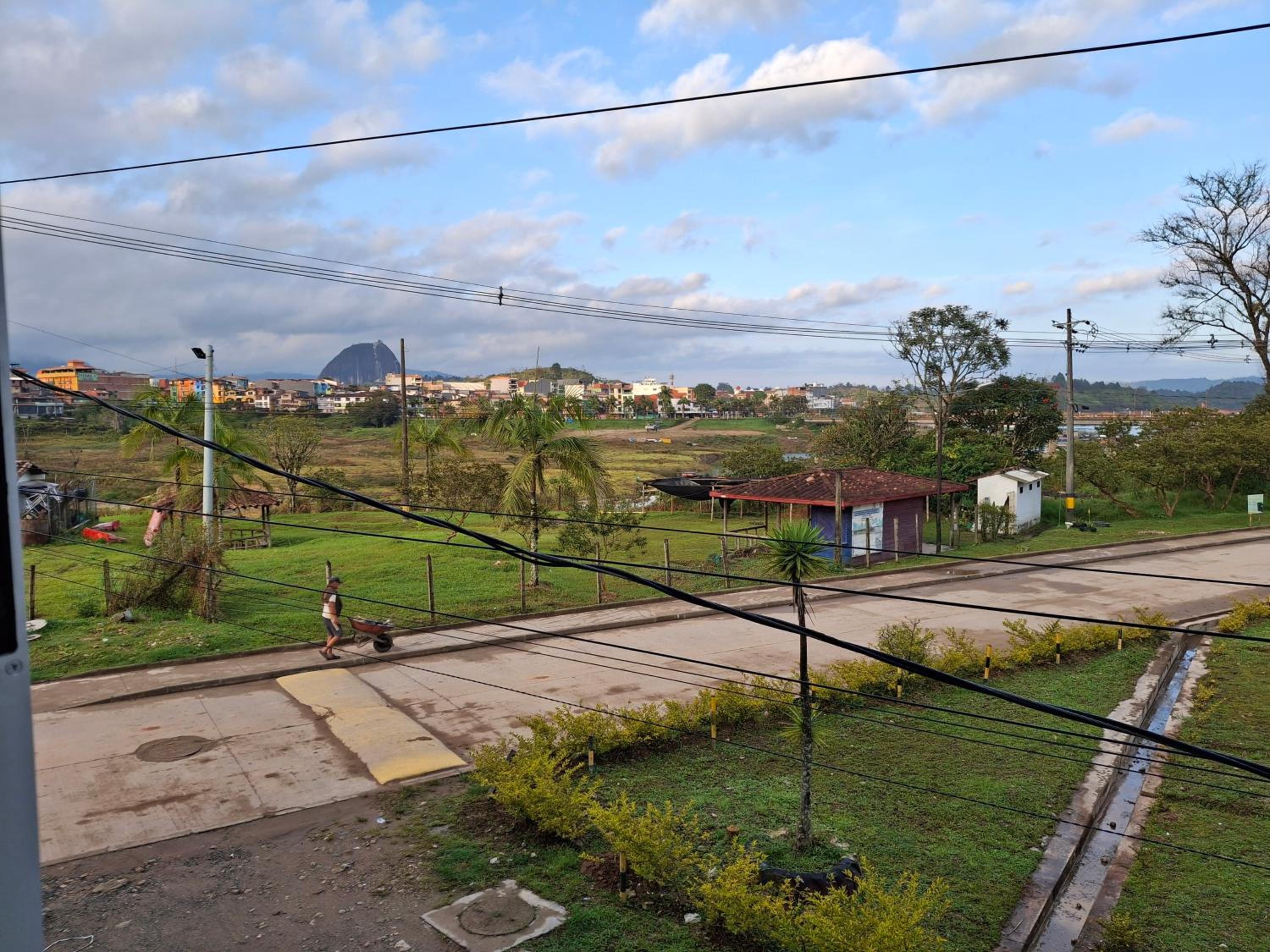 Acogedor Apartamento de 3 dormitorios con baños privados - Guatapé Antioquia