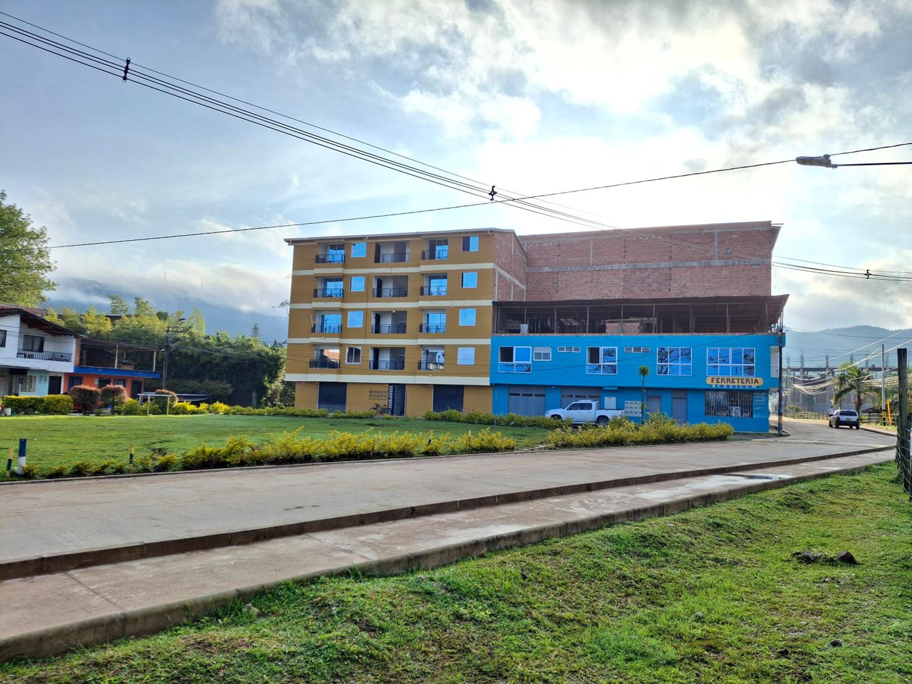 Acogedor Apartamento de 3 dormitorios con baños privados - Guatapé Antioquia