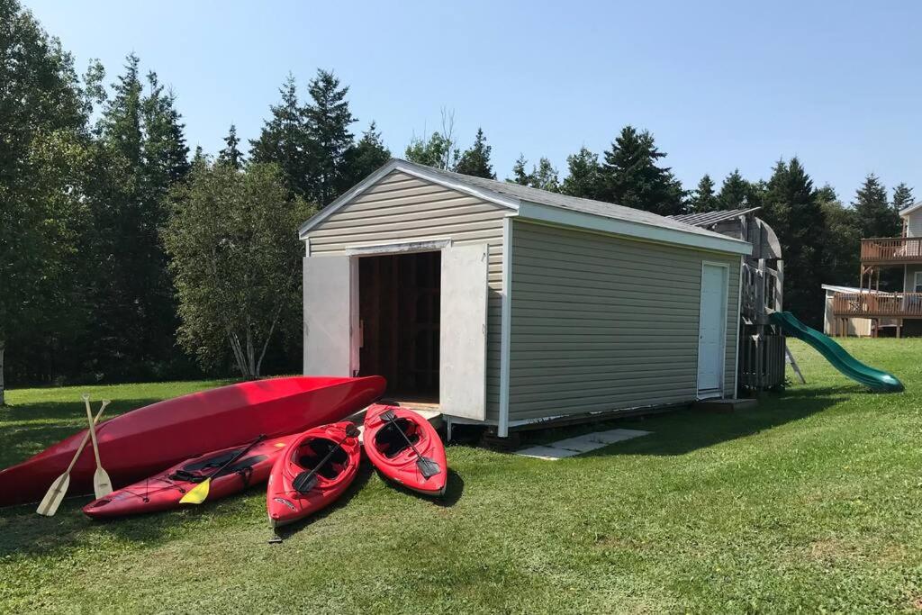 Cozy Chalet centrally located