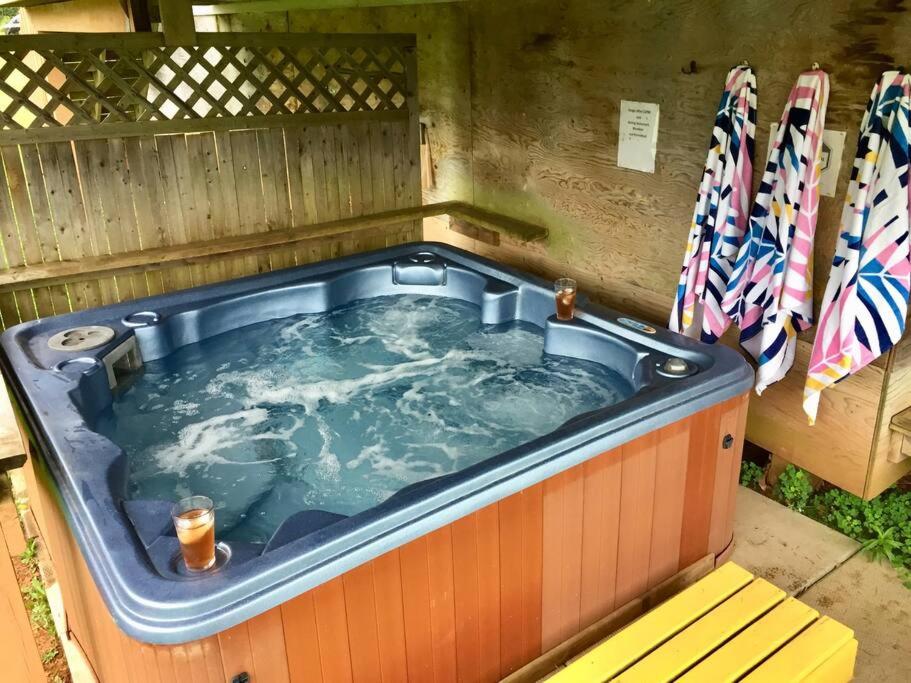 Cozy Chalet centrally located