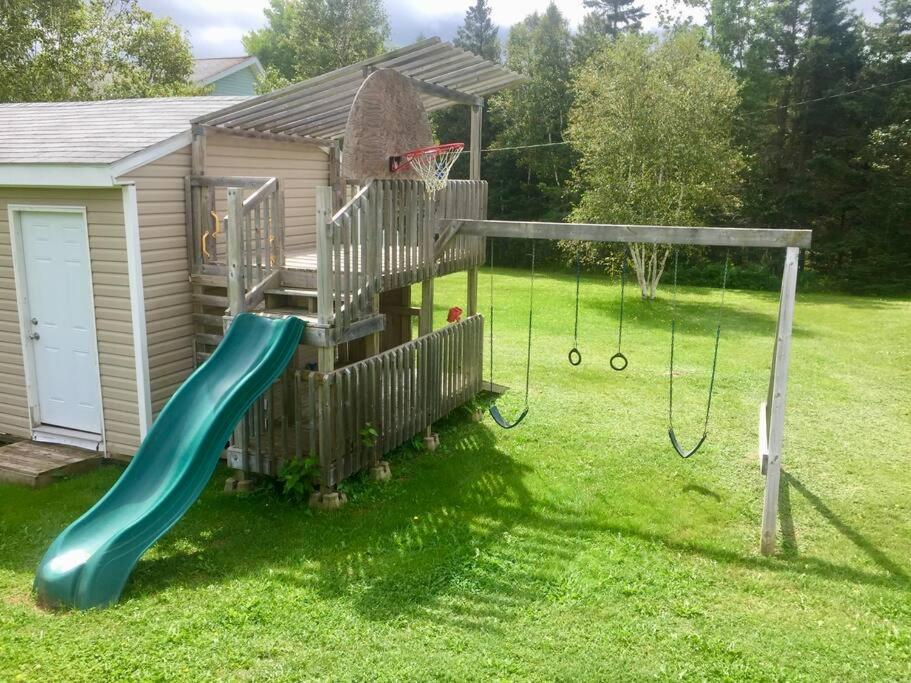 Cozy Chalet centrally located