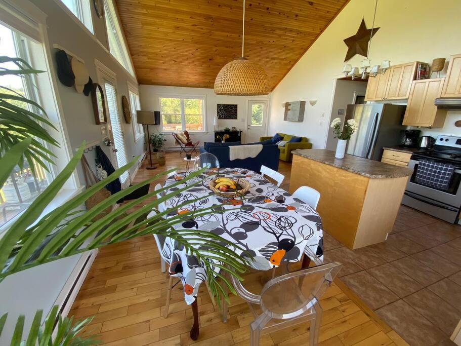 Cozy Chalet centrally located