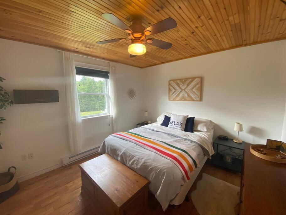 Cozy Chalet centrally located