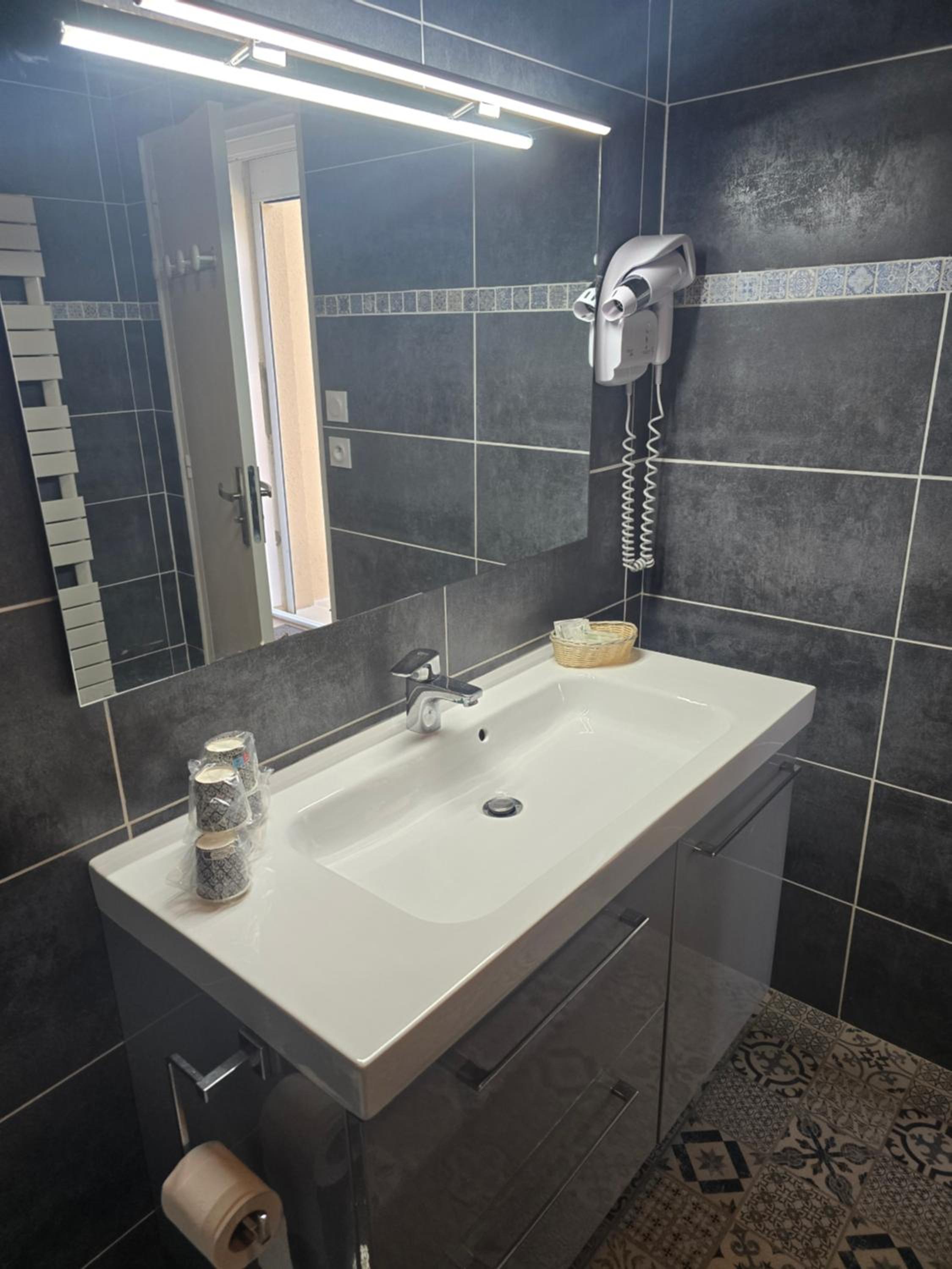 Hotel L'ideal le Mountbatten - Property Image 72