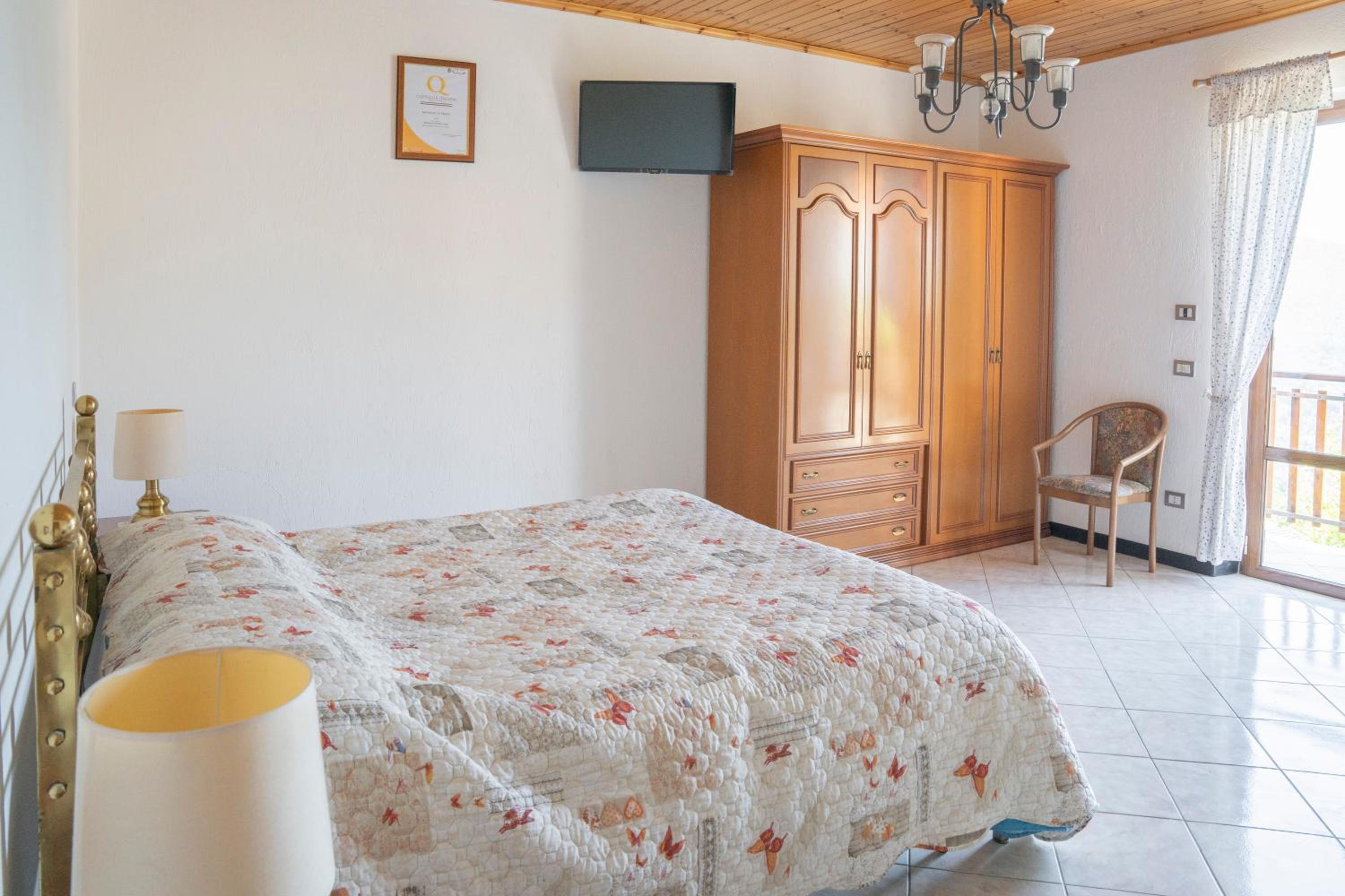 Agriturismo Marpea - Camera Ape 12chilometri da Lavagna e dal Mare, cibo tipico e natura