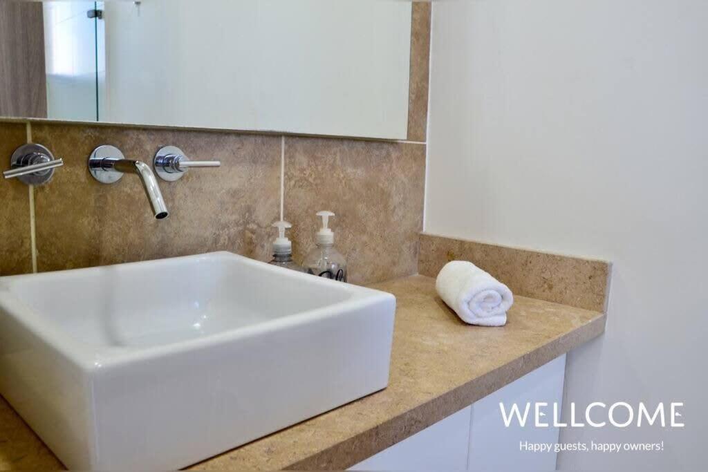 Experience Luxury Stunning Apartment in Zazue