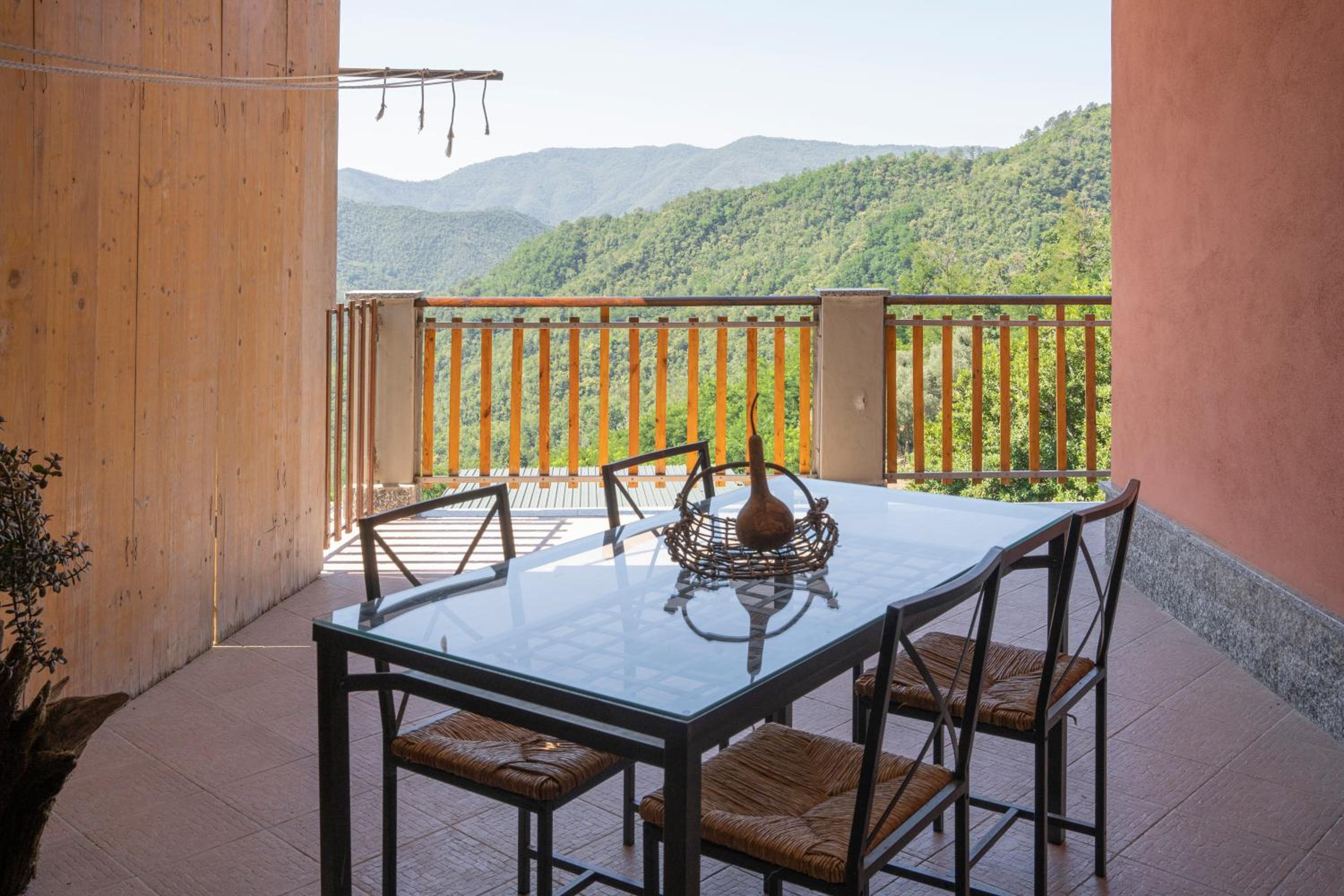 Agriturismo Marpea - Camera Ape 12chilometri da Lavagna e dal Mare, cibo tipico e natura