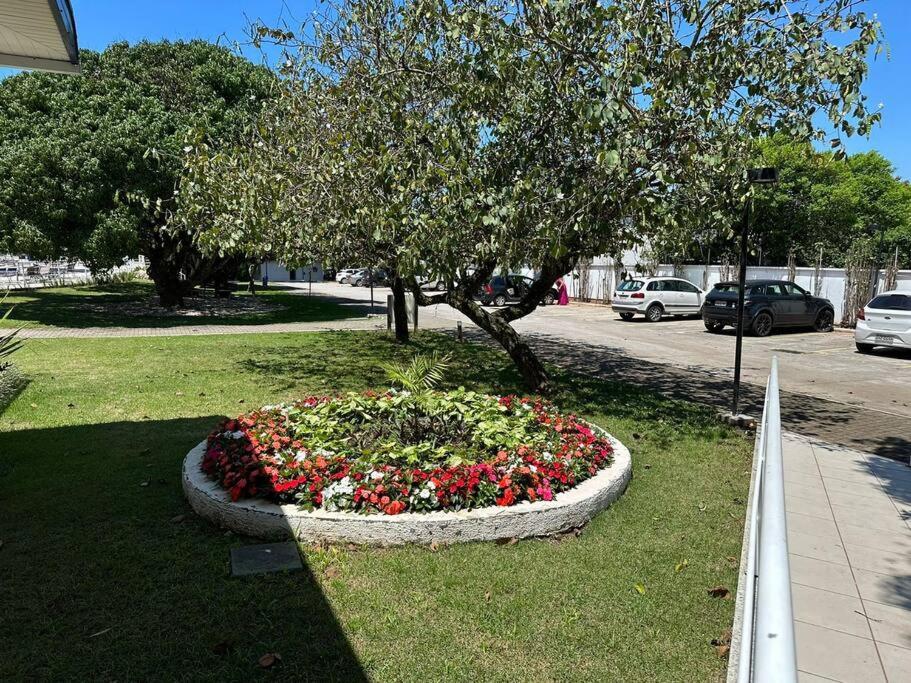 Apartamento completo Cezarium Residence Club - Praia do Campeche