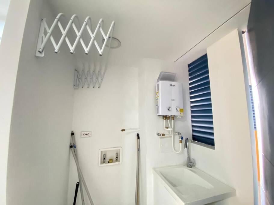 Hito 106 Amplio Apartamento en Av 19 Norte Armenia