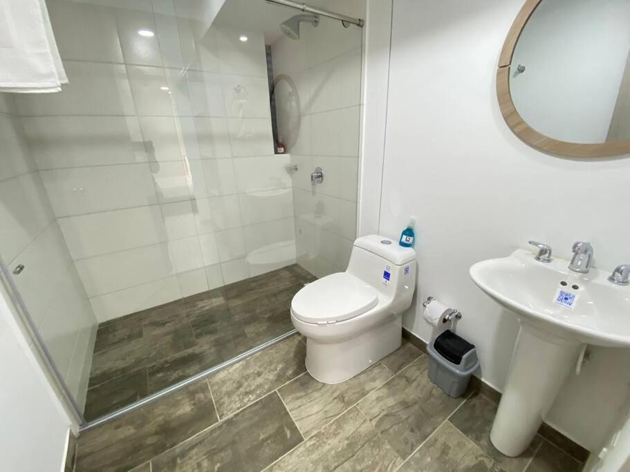 Hito 106 Amplio Apartamento en Av 19 Norte Armenia
