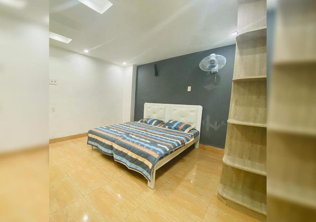 D Home