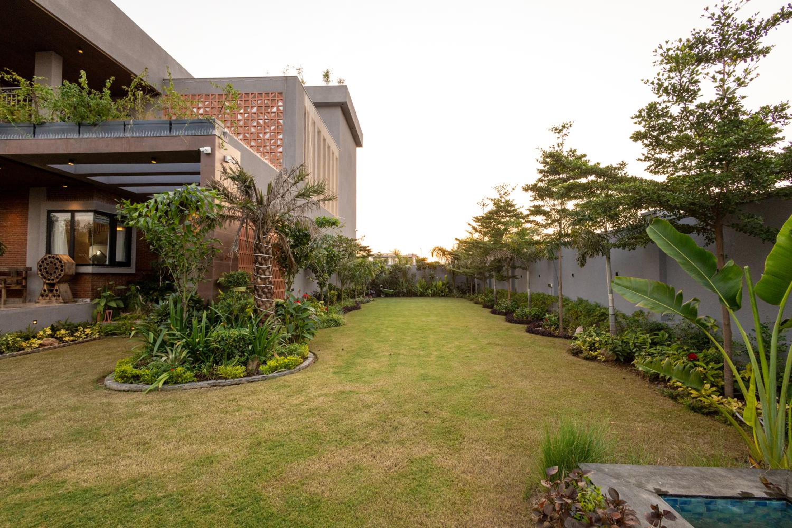 SaffronStays Aruvilla